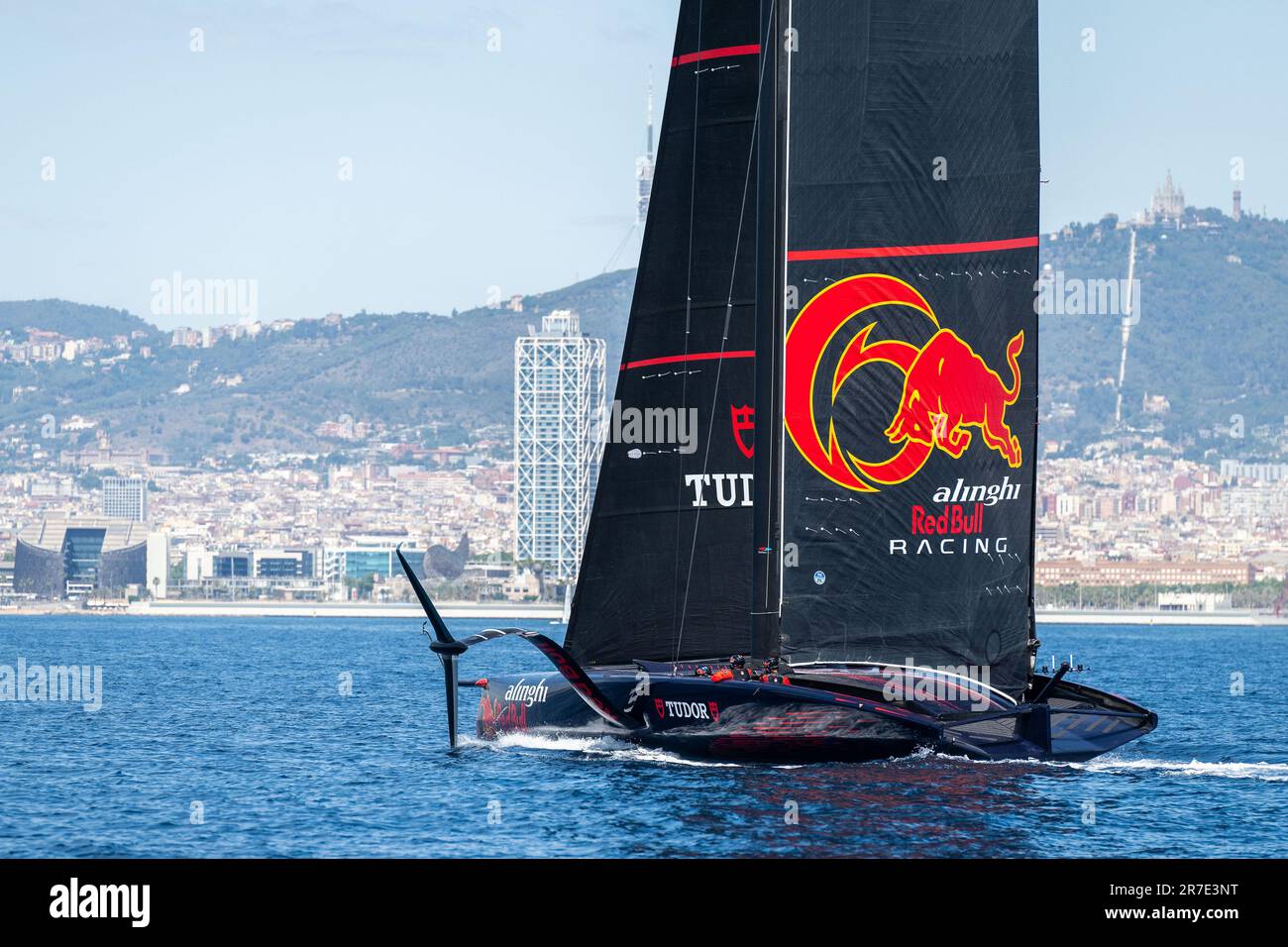 Barcelona, Spanien, 14. Juni 2025, Challenger für den America's Cup