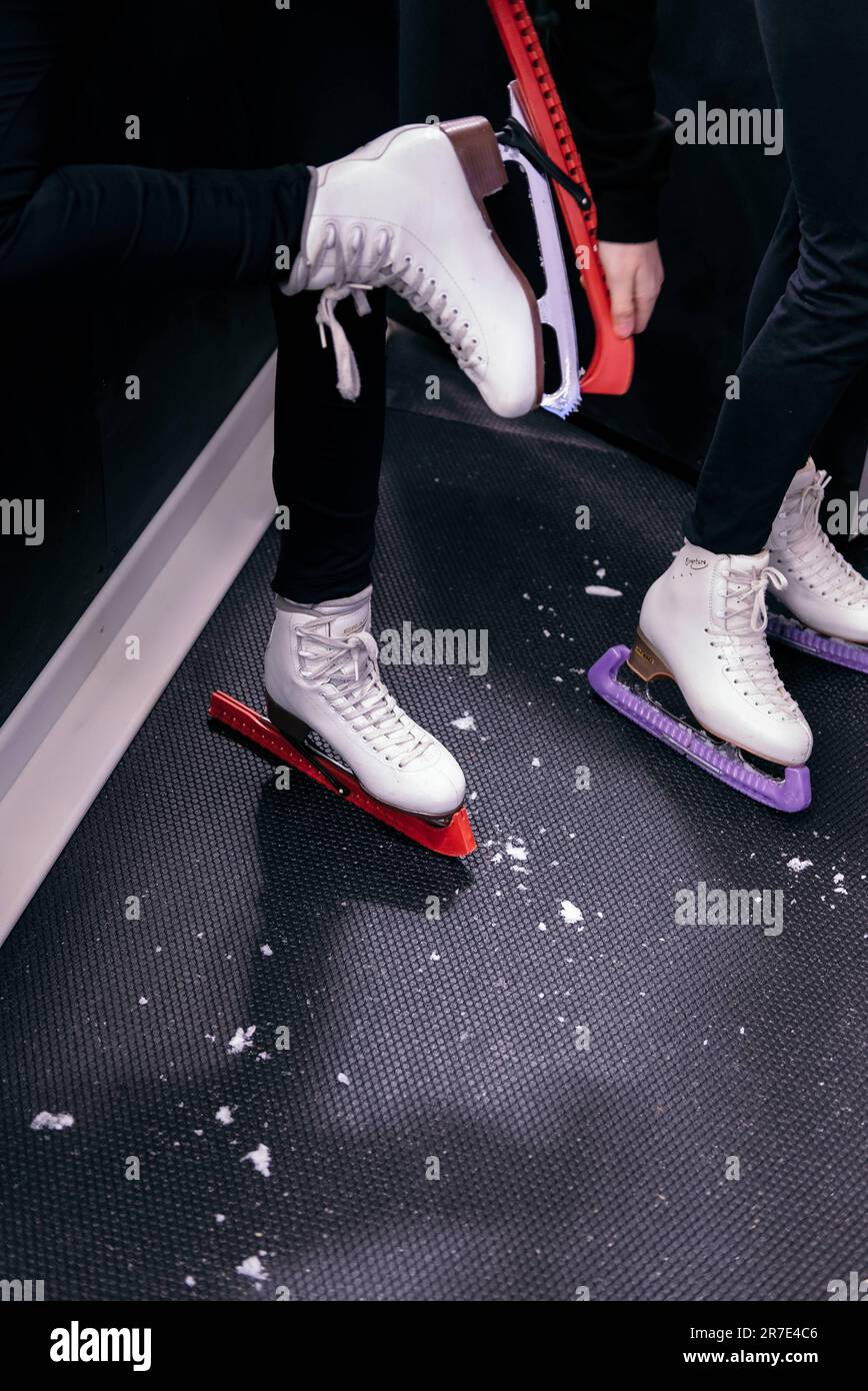 14. Juni 2023. Das Lee Valley Ice Skating Centre wird von Robin Cousins auf einer Veranstaltung eröffnet, an der lokale Teams und Schulen teilnehmen. Stockfoto