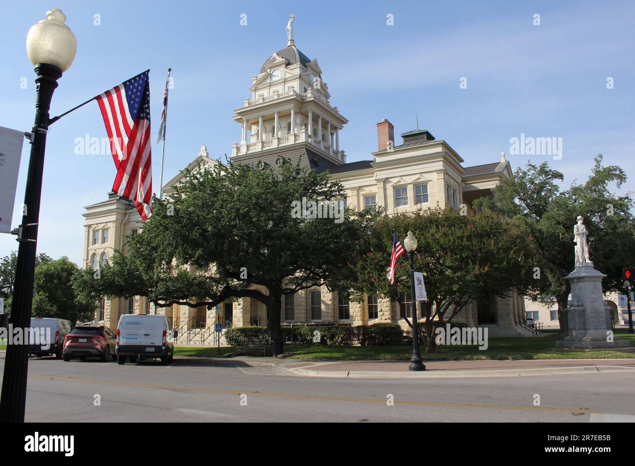 Belton, TX - 7. Juni 2023: Historisches Gerichtsgebäude von Bell County im Stadtzentrum von Belton, Texas Stockfoto