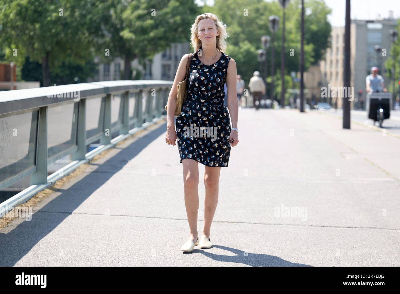 Paris, Frankreich. 13. Juni 2023. Die Schriftstellerin, Historikerin Amelie de Bourbon-Parme ist die Tochter von Laure Le Bourgeois, und Prinz Michel de Bourbon-Parme hat gerade ihr Buch aus dem Jahr 3. in der Gallimard-Ausgabe, Les trafiquants d'éternité L'AMBITION, Paris, geschrieben, am 13. Juni 2023, Frankreich. Foto: David Niviere/ABACAPRESS.COM Kredit: Abaca Press/Alamy Live News Stockfoto
