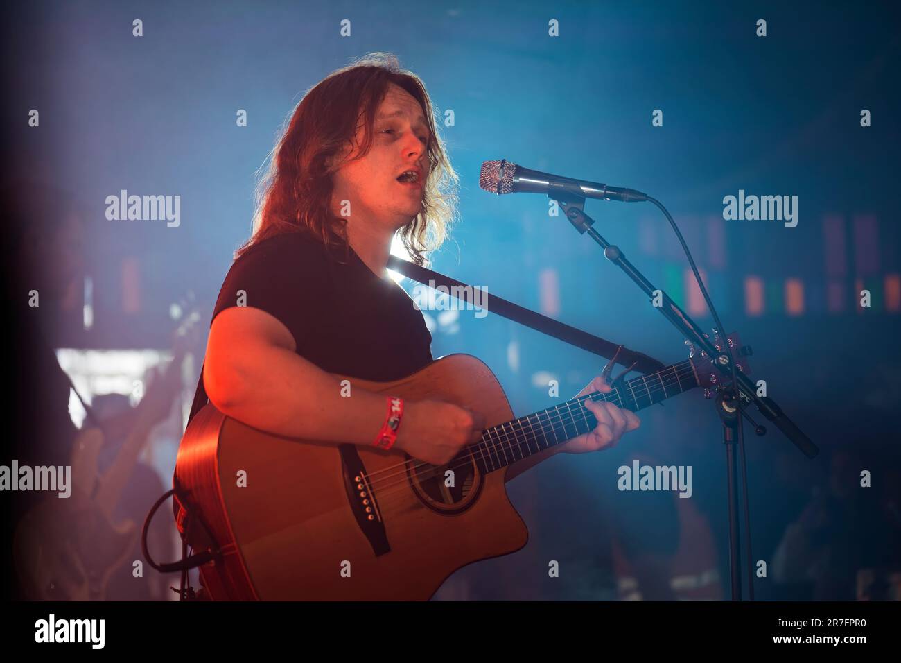 Bergen, Norwegen. 14. Juni 2023. Die englische Sängerin, Songwriterin und Musikerin Jamie Webster führt während des norwegischen Musikfestivals Bergenfest 2023 in Bergen ein Live-Konzert auf. (Foto: Gonzales Photo/Alamy Live News Stockfoto