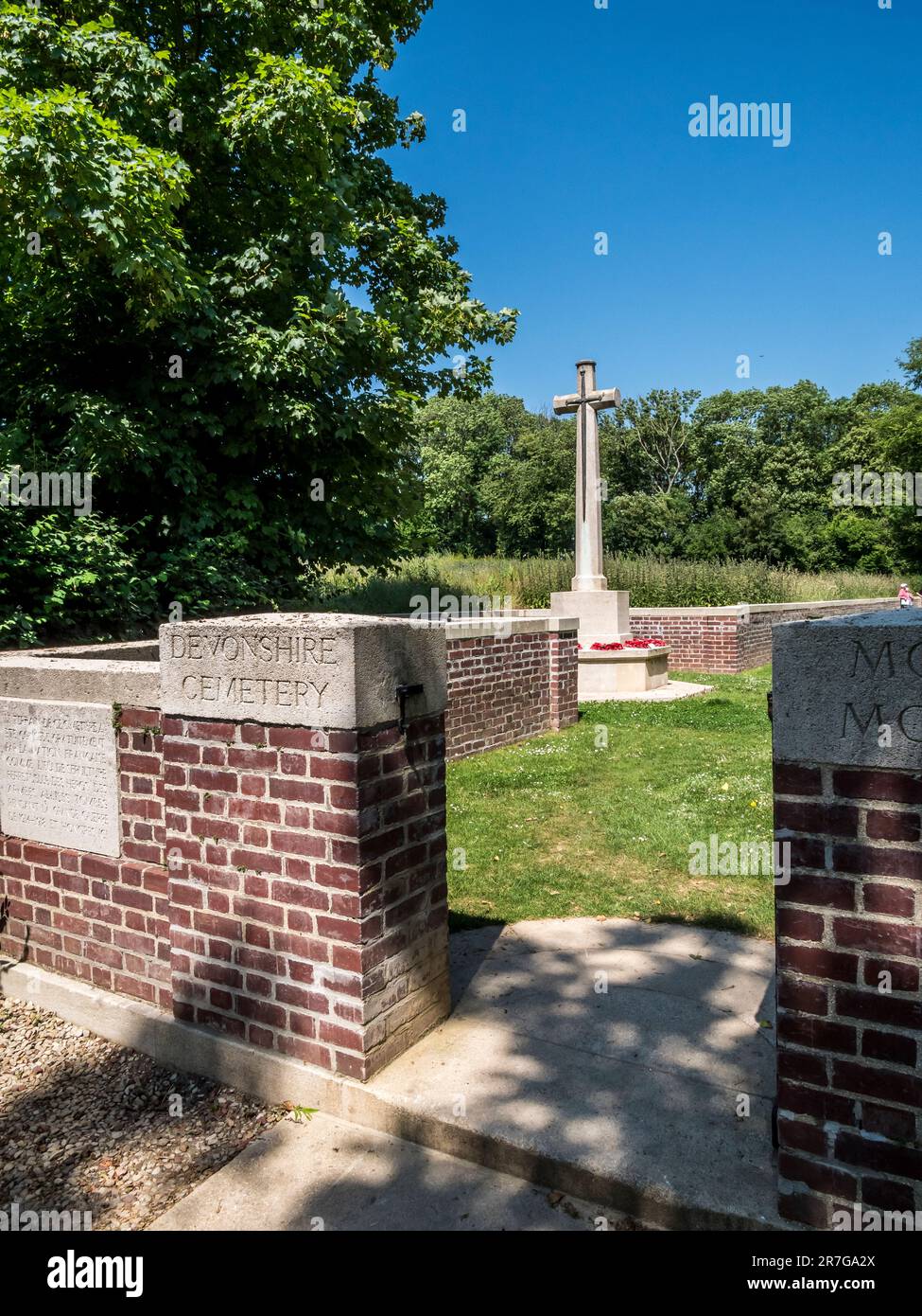 Der Friedhof Devonshire markiert die Position eines britischen Grabens, der die deutschen Positionen während des Ersten Weltkriegs am ersten Tag der Schlacht an der Somme übersah Stockfoto