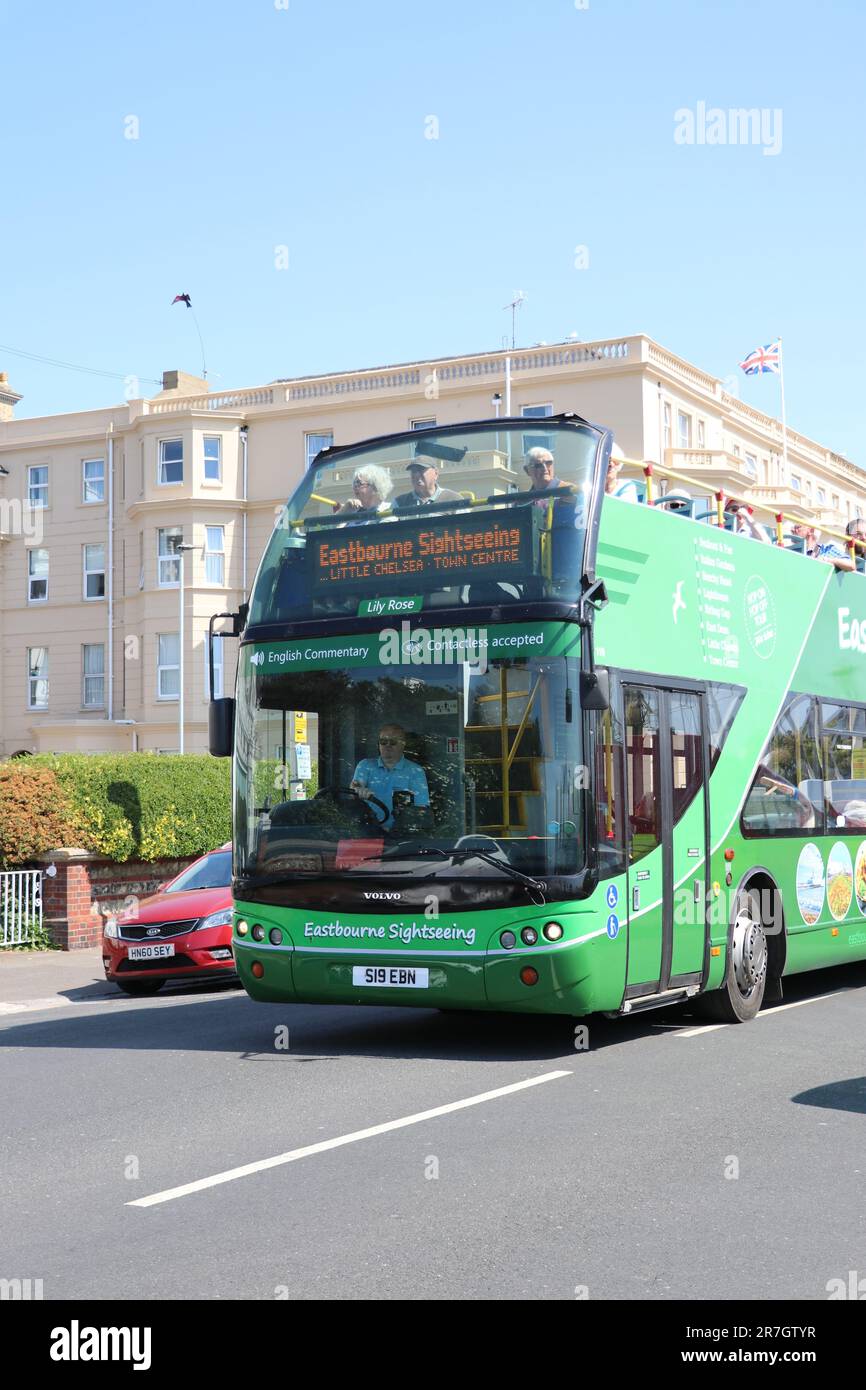 EASTBOURNE SIGHTSEEING TOUR BUS Stockfoto