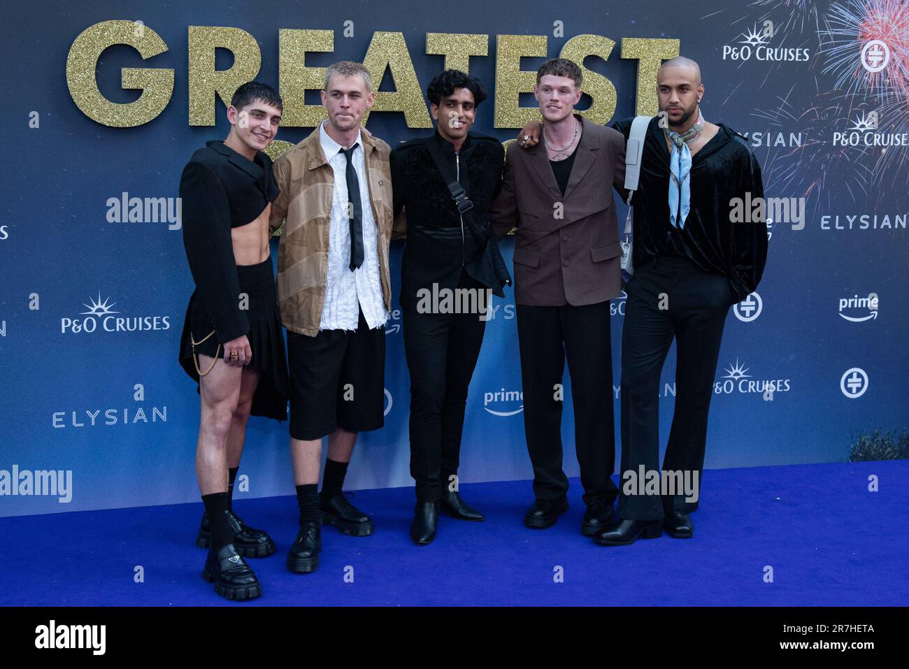 London, Großbritannien. 15. Juni 2023. L-R) Mark Samaras, Joshua Jung, Mervin Noronha, Aaron Bryan und Dalvin Cory besuchen die Weltpremiere „Take That's Greatest Days“ am Odeon Luxe Leicester Square. Kredit: SOPA Images Limited/Alamy Live News Stockfoto