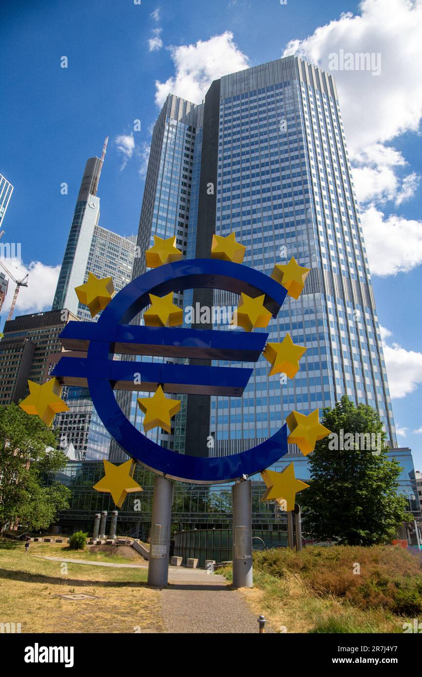 Europaskulptur in Frankfurt am Main (Frankfurt, Deutschland, 14. Juni 2023) Stockfoto