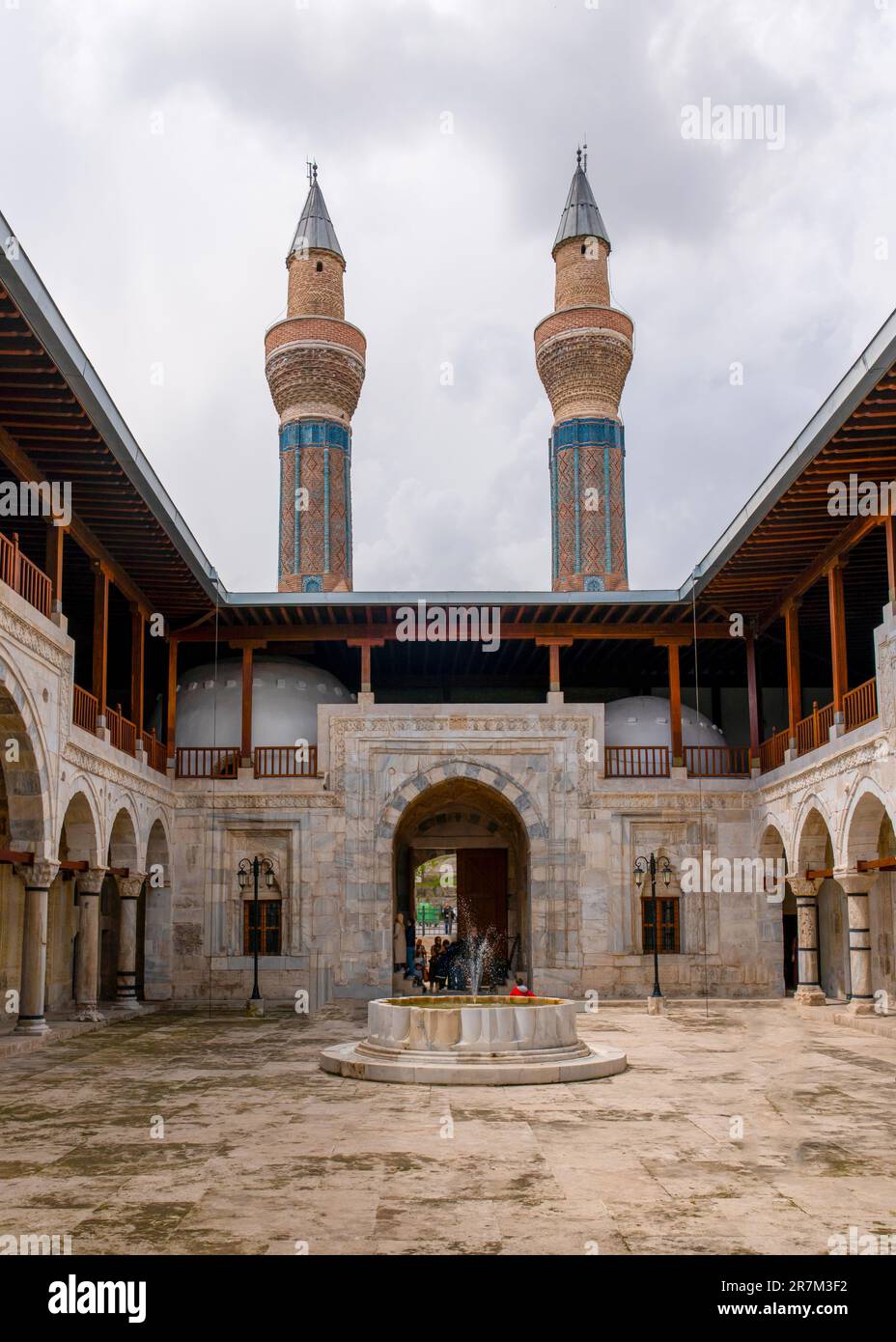 Innenansicht der Blauen Madrasa (Gok Medrese auf Türkisch), Sivas, Türkei Stockfoto