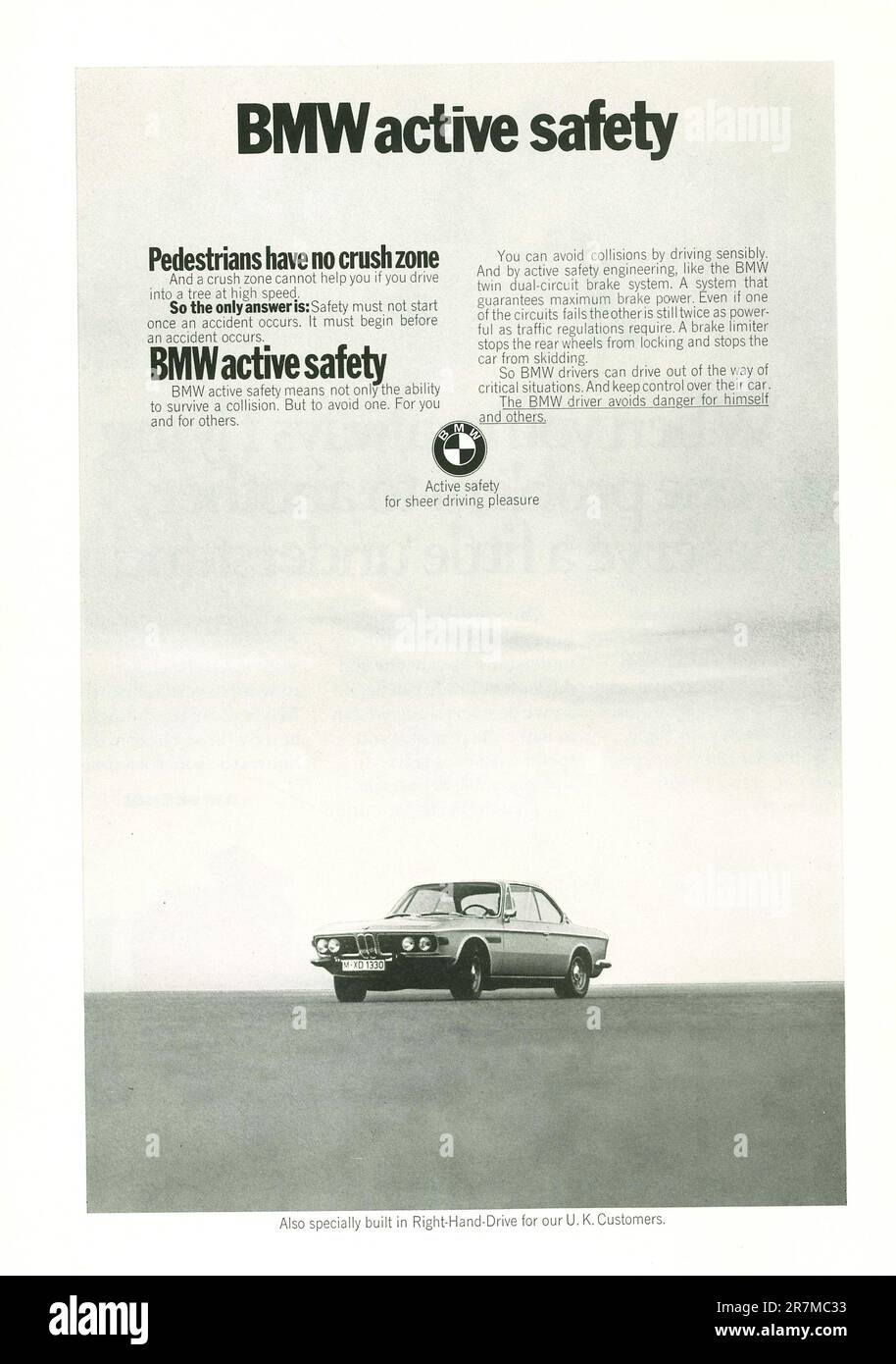 BMW-Werbespot zur aktiven Sicherheit in einem Magazin 1972 Stockfoto