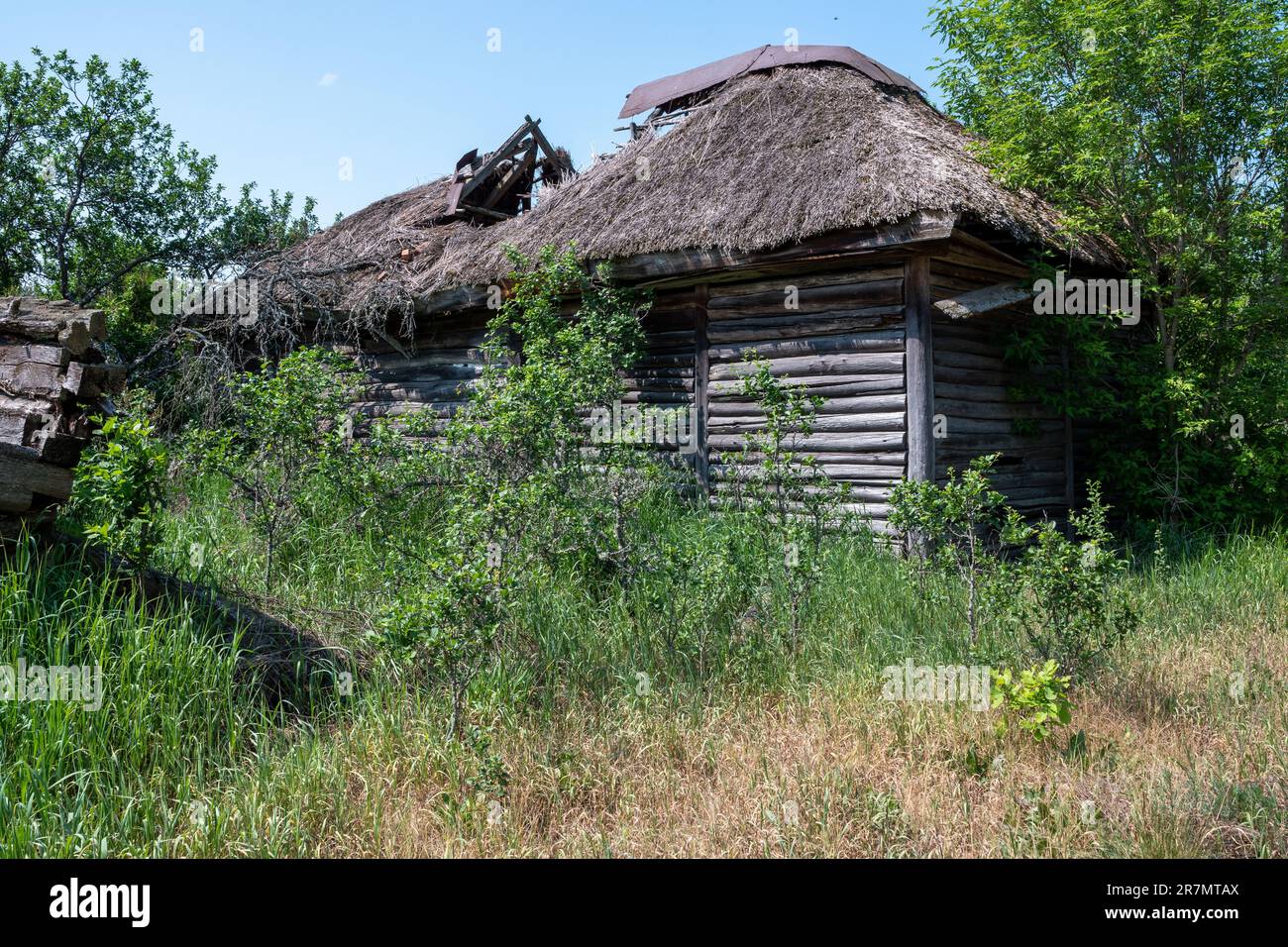 Verlassene Privathäuser in der Ausschlusszone von Belarus Stockfoto