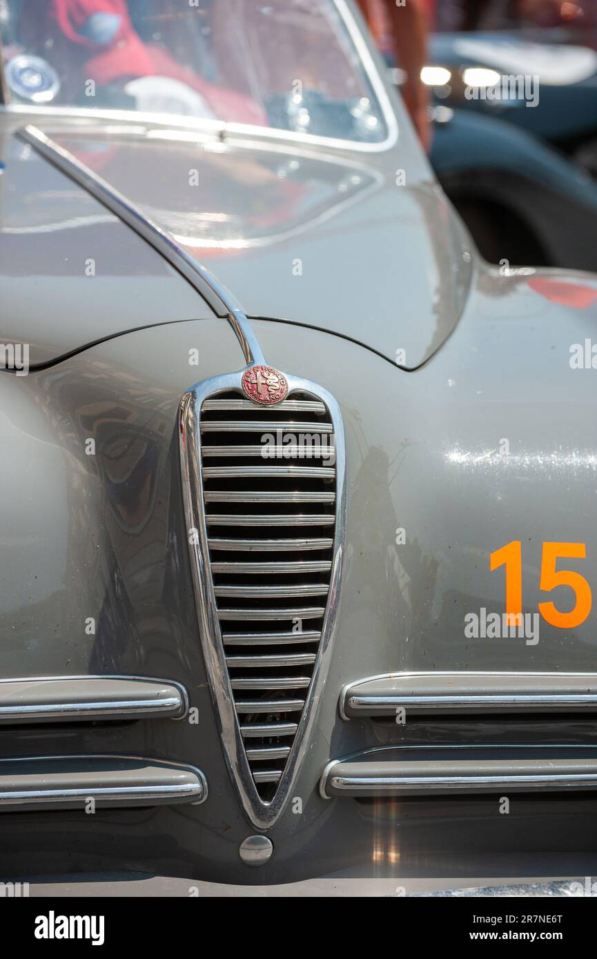 „Mille Miglia 2023: Speed, Heritage, and Automotive Excellence“ Stockfoto