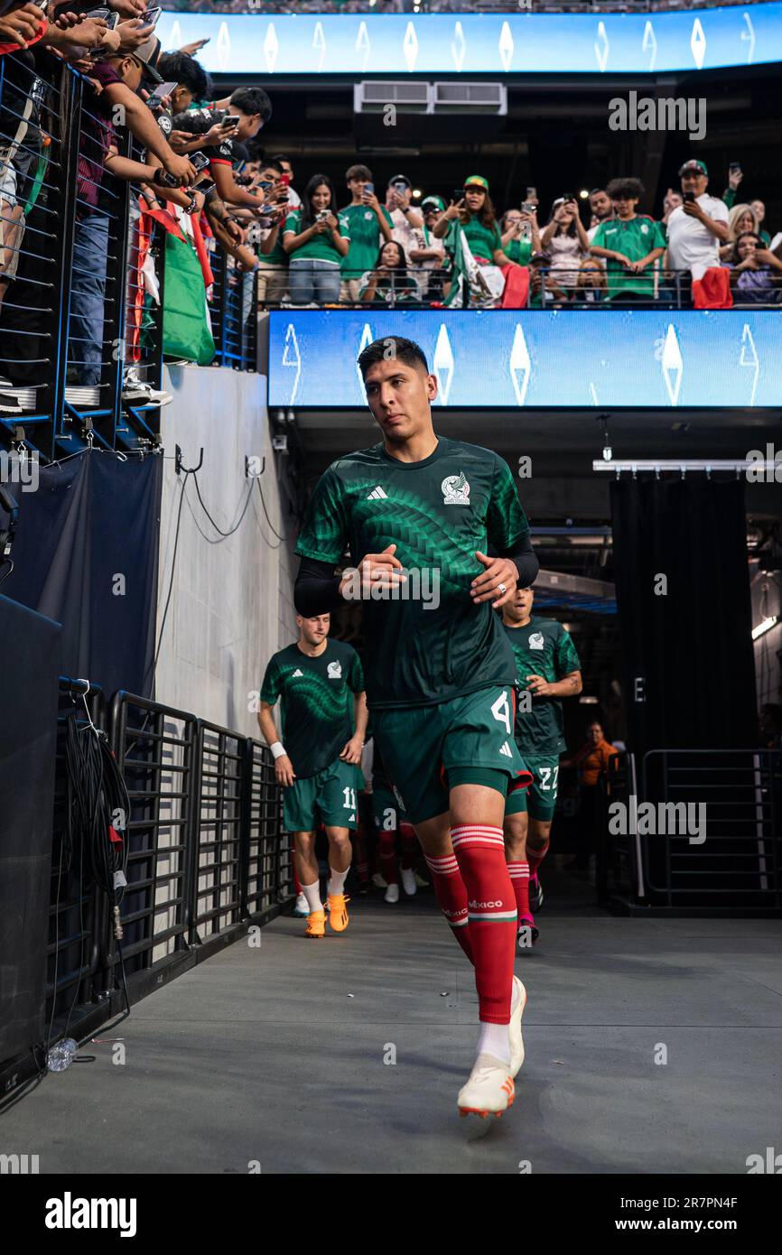 Der mexikanische Verteidiger Edson Álvarez (4) tritt am Donnerstag, den 15. Juni 2023 in Alleg beim Halbfinalspiel der CONCACAF Nations League gegen die USA auf Stockfoto