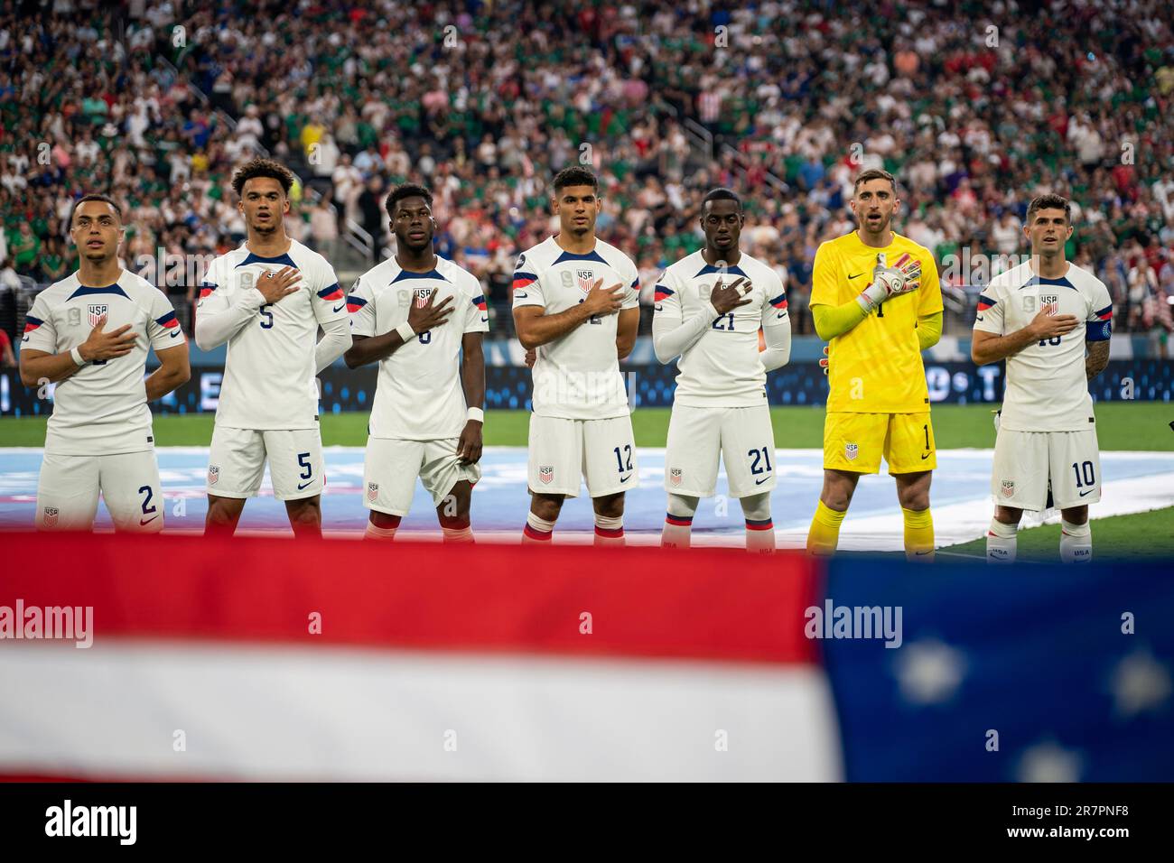 Mitglieder des Teams USA während eines Halbfinalspiels der CONCACAF Nations League gegen Mexiko am Donnerstag, den 15. Juni 2023, im Allegiant Stadium, In Las Vegas, NV. Stockfoto