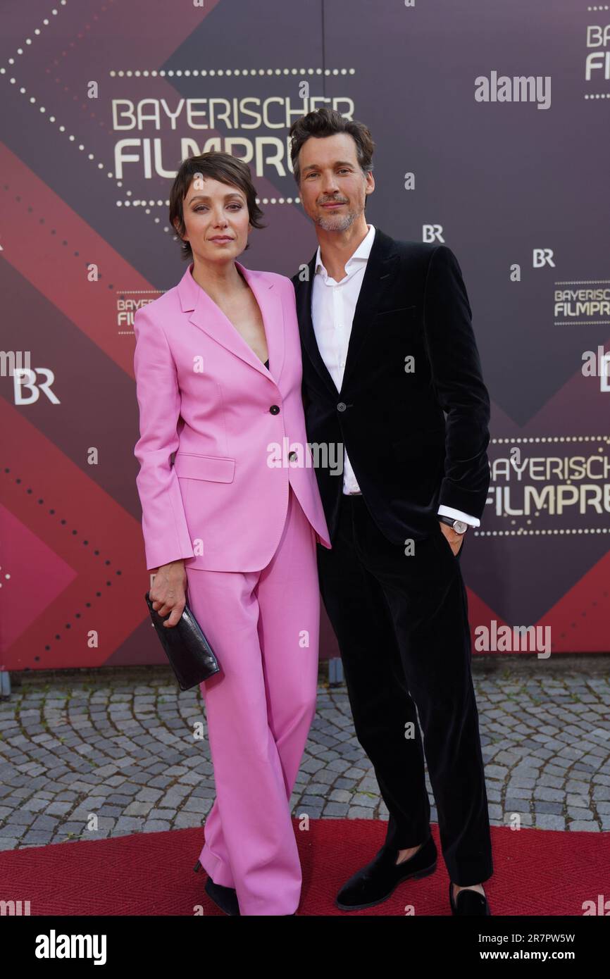 Julia Koschitz und Florian David Fitz nehmen am 16. Juni 2023 in München am Bayerischen Filmpreis 2023 (Bayerischer Filmpreis) in Prinzregententheater Teil. Stockfoto