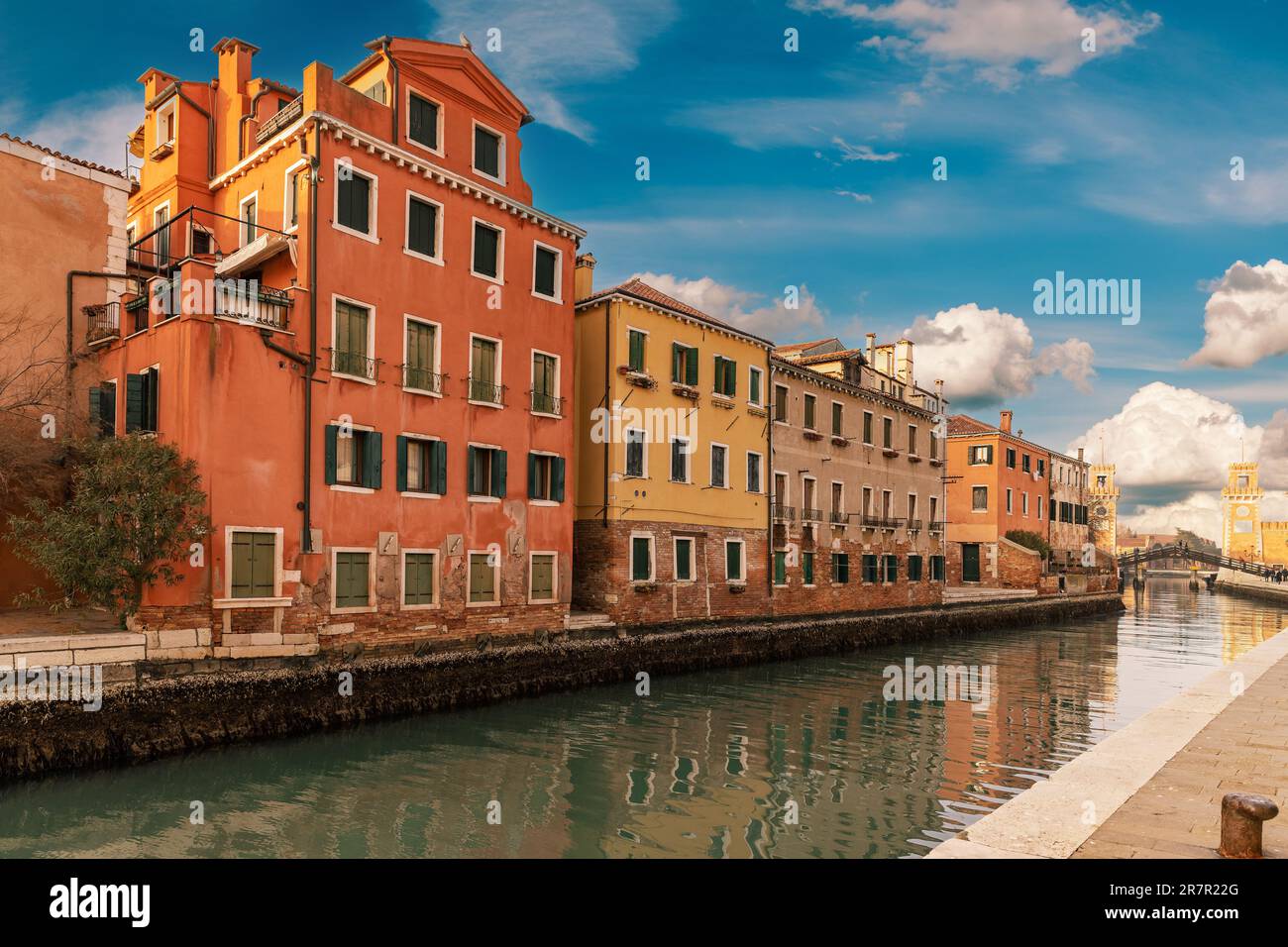 Venedig Gebäude von außen. Konzept „Reise nach Italien“. Mediterrane Architektur Stockfoto