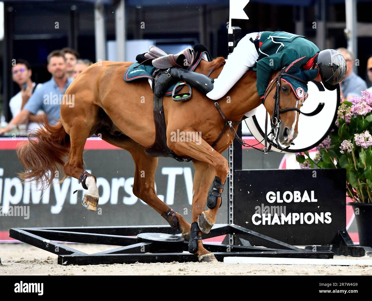 Stockholm, Schweden. 17. Juni 2023. STOCKHOLM 20230617 Shane Breen, Irland, auf dem Pferd Haya während der Teamveranstaltung Springen gegen die Uhr bei der Longines Global Champions Tour in Stockholm am Samstag. Foto: Caisa Rasmussen/TT/Code 12150 Kredit: TT News Agency/Alamy Live News Stockfoto