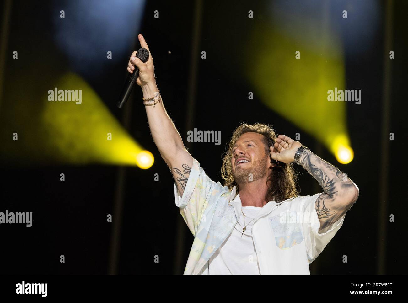 Tyler Hubbard tritt am 1. Tag des CMA Fests im Nissan Stadium am Donnerstag, den 8. Juni 2023 in Nashville, Tennessee auf. Foto: Amiee Stubbs/ImageSPA Stockfoto