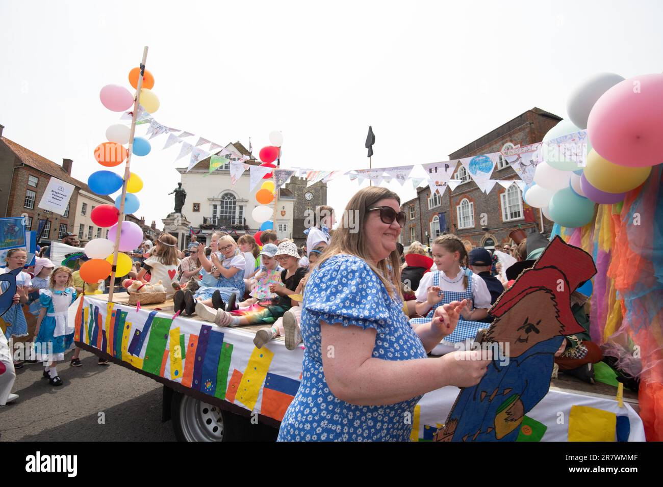 Walingford Carnival 2023, Samstag, 17. Juni 2023, Wallingford Carnival, eine jährliche Veranstaltung, die rund um das Stadtzentrum bis zum Ki stattfindet Stockfoto