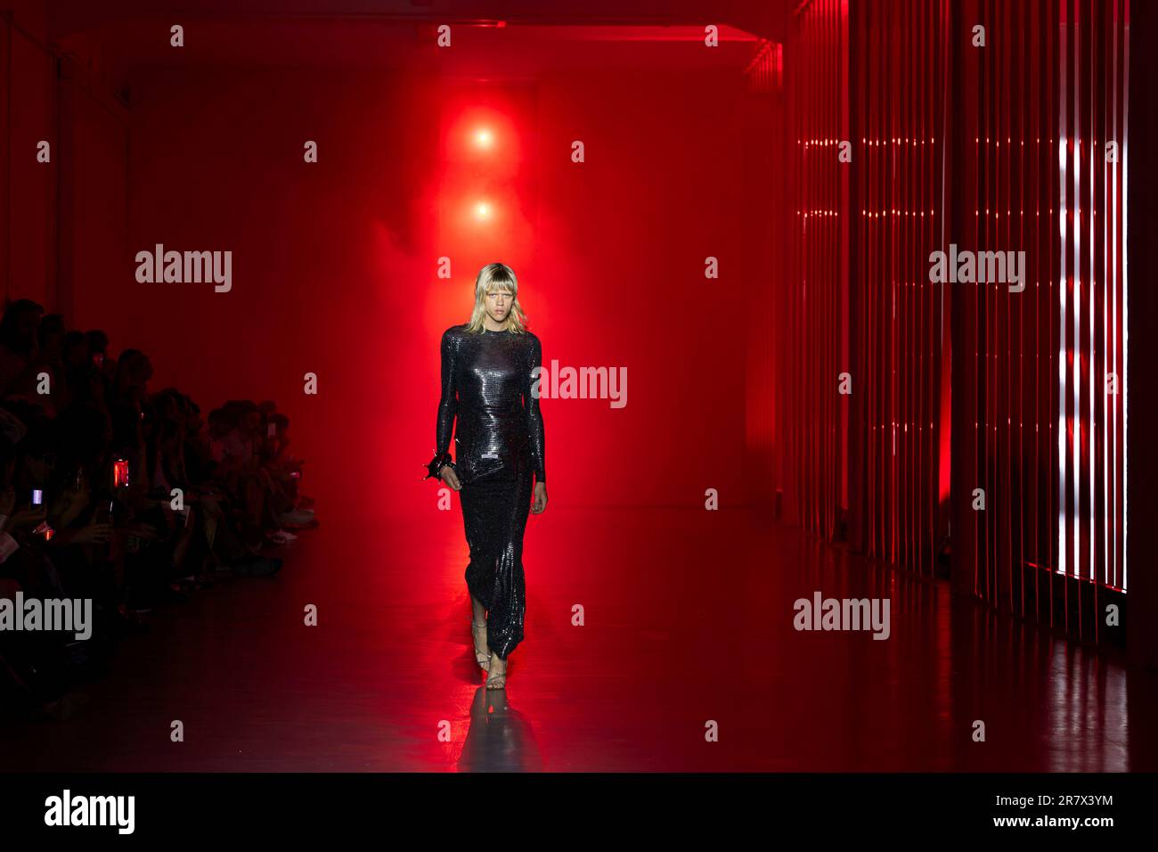 Mailand, Italien. 17. Juni 2023. JORDANLUCA Spring Summer 2024 Runway während der Mailänder Fashion Week am 2023. Juni in Mailand; Italien 17/06/2023 Guthaben: dpa/Alamy Live News Stockfoto