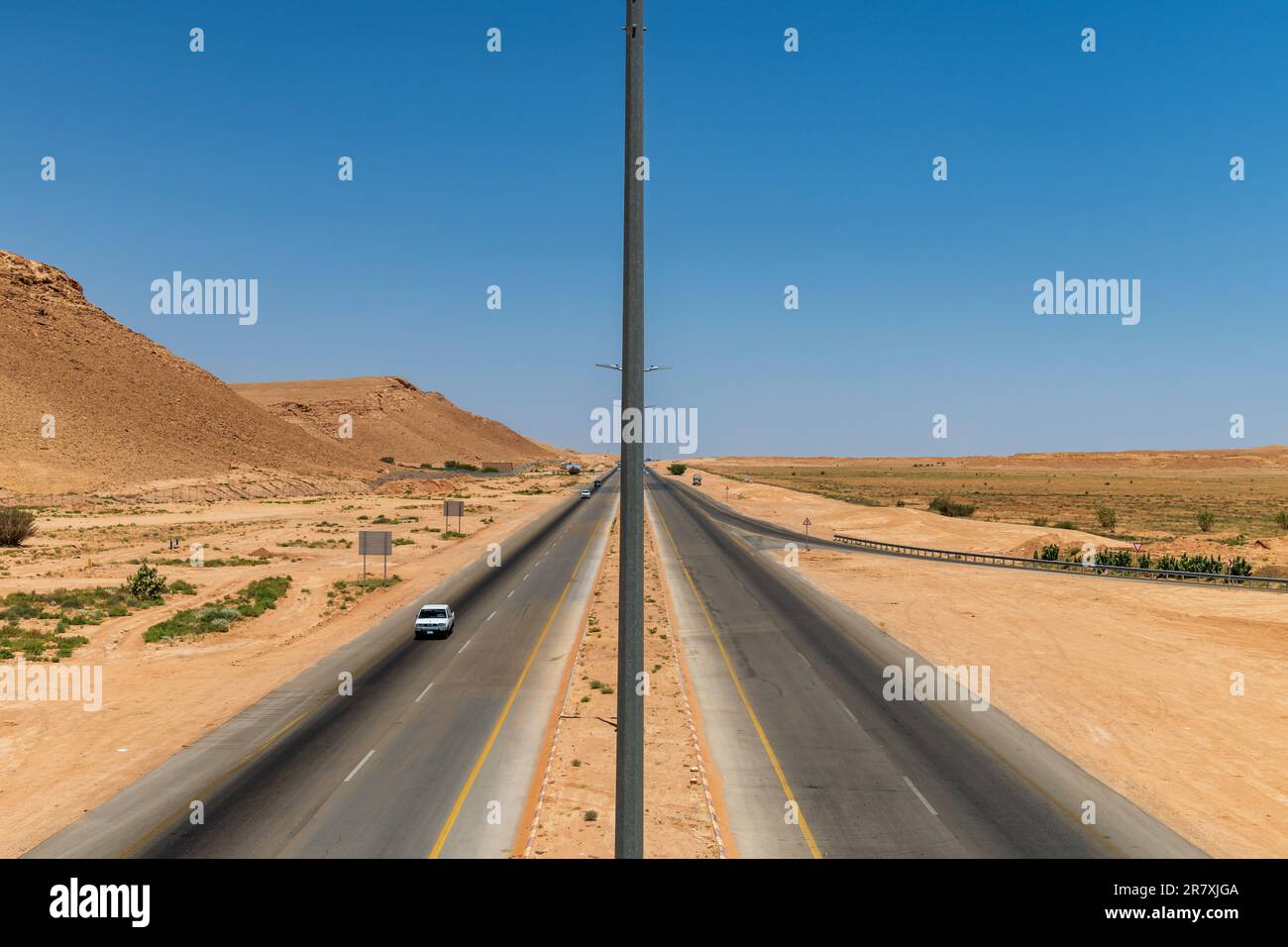 Desert Highway - Al Qiddiya Stockfoto