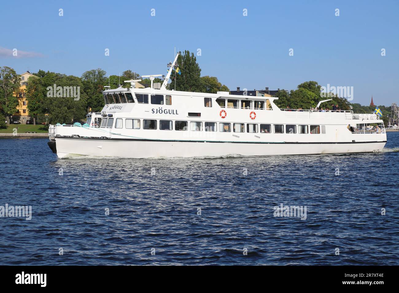Stockholm, Schweden - 30. August 2021: Das Passagierschiff Sjogull in Betrieb für den öffentlichen Verkehr von Waxholmsbolaget im Stockholmer Archipel. Stockfoto