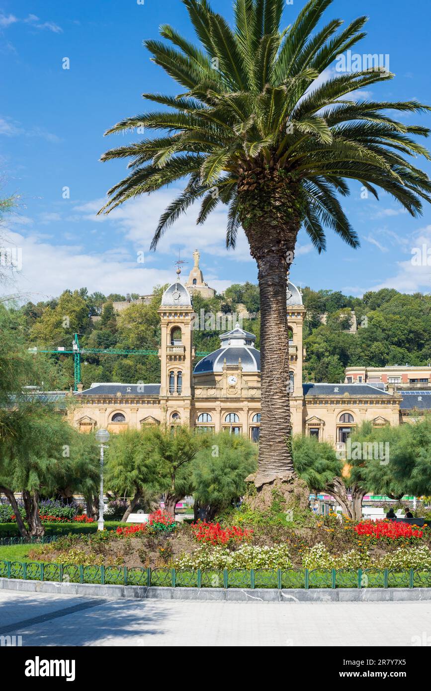 Das Rathaus von Donostia San Sebastian. Der stadtrat befindet sich auf dem Gelände des ehemaligen Kasinos der Stadt. Im Hintergrund auf der Stockfoto