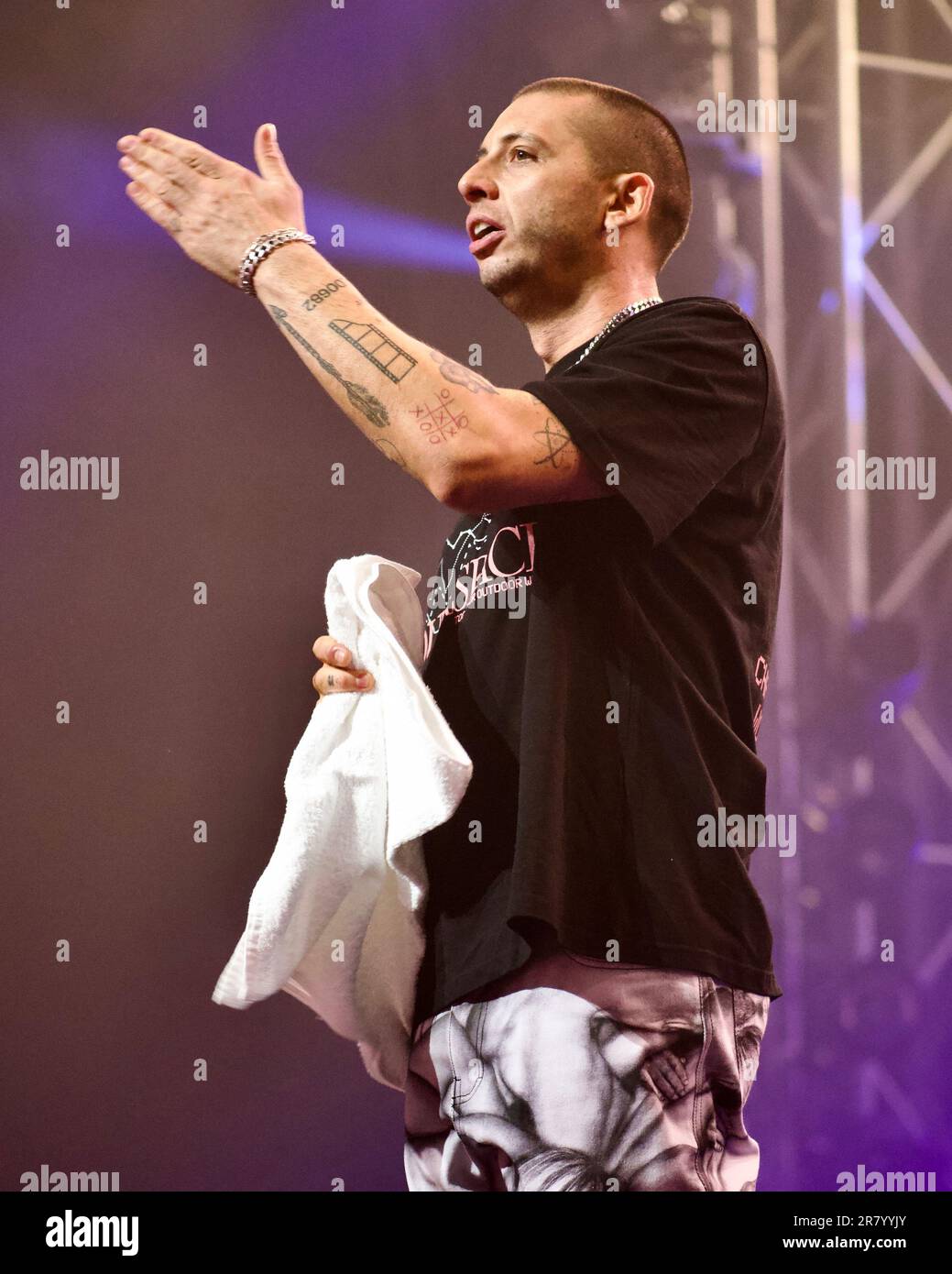 Newport, Großbritannien. 17. Juni 2023 Beispiel für den Abschluss des Isle of Wight Festivals am Samstagabend. Gutschein Vom 17. Juni 2023: Graham Tarrant/Alamy Live News Stockfoto