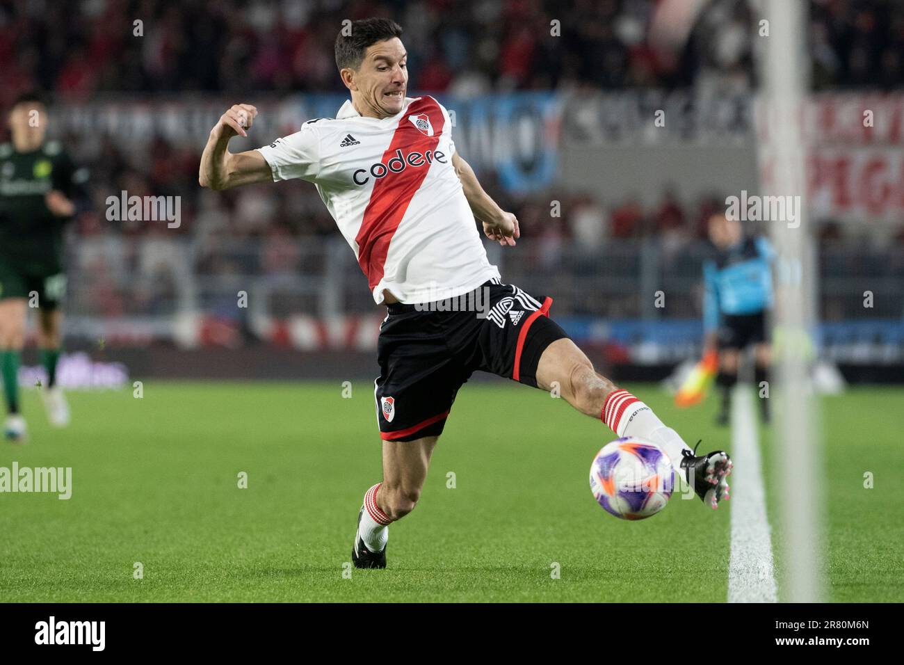 Ciudad De Buenos Aires, Argentinien. 17. Juni 2023. Ignacio Fernandez von River Plate in Aktion während des Liga Profesional 2023 Match zwischen River Plate und Defensa y Justicia im Estadio Mas Monumental Antonio Vespucio Liberti. Endstand: River Plate 1:0 Defensa y Justicia. (Foto: Manuel Cortina/SOPA Images/Sipa USA) Guthaben: SIPA USA/Alamy Live News Stockfoto