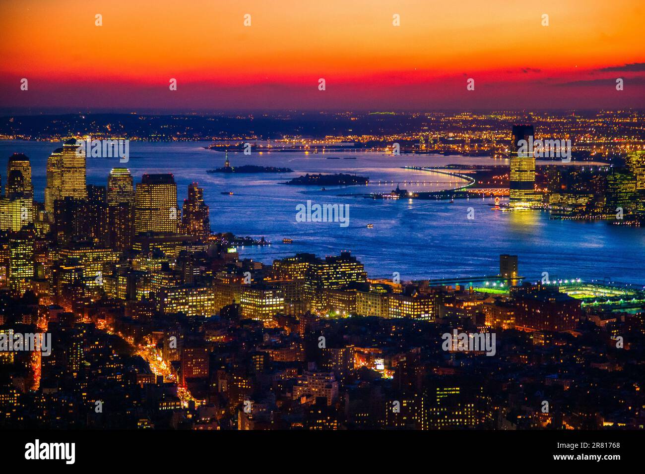 Lower Manhattan und Hudson River vom Empire State Building, NYC, USA Stockfoto
