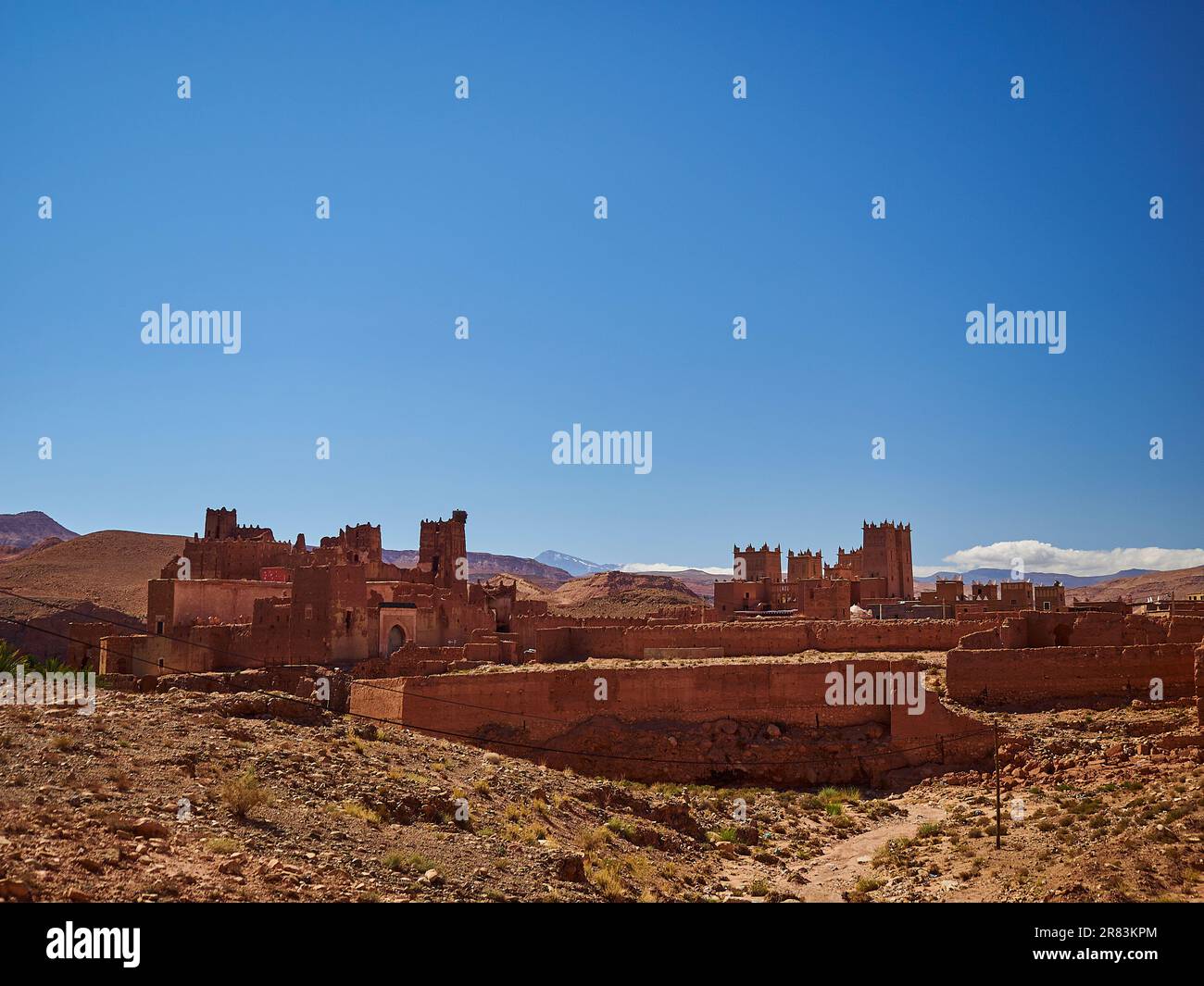 Ksar Ait Ben Haddou, altes unesco-Weltkulturerbe eines Berber-ziegeldorfes oder einer Kasbah in der Nähe von Ouarzazate, Draa Tafilalet, Marokko, ist ein beliebtes Reiseziel Stockfoto