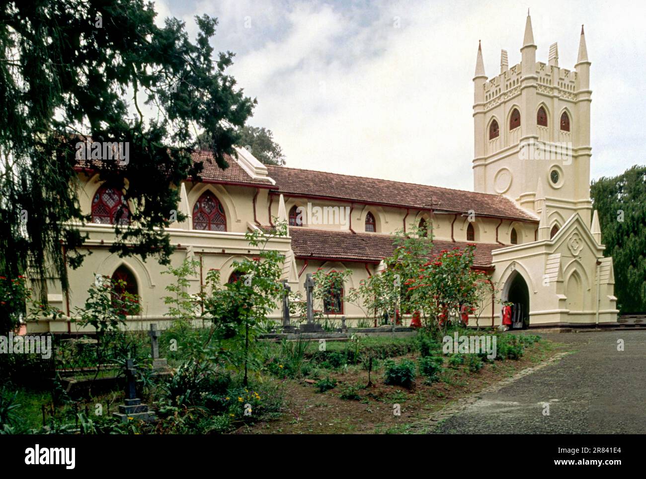 CSI All Heiints Kirche gegründet im Jahr 1854 in coonoor, Nilgiris, Tamil Nadu, Südindien, Asien. Anglikanische Kirchenarchitektur Stockfoto