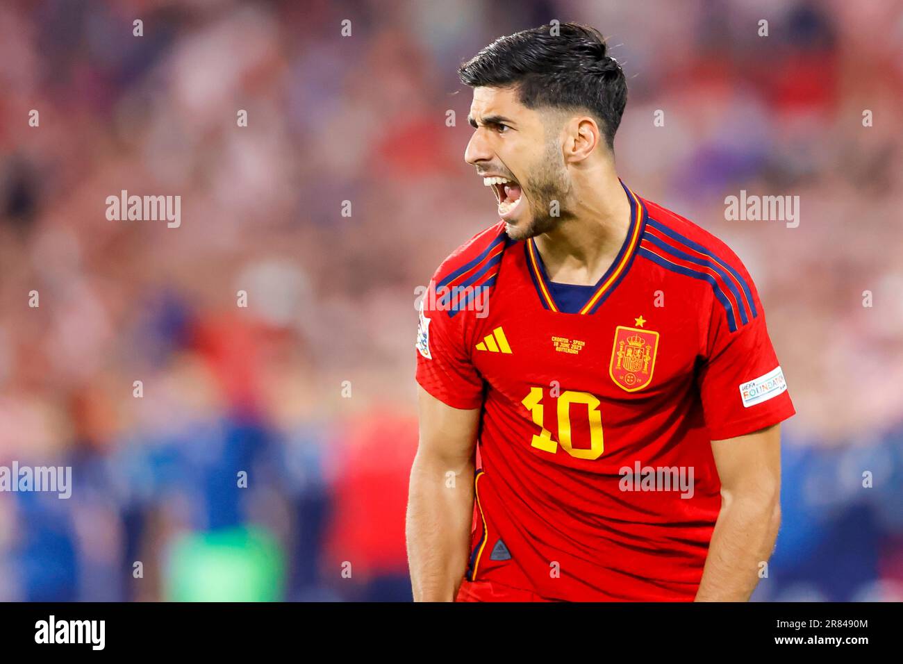 18-06-2023: Sport: Kroatie gegen Spanje ROTTERDAM, NIEDERLANDE - JUNI 18: Spieler Spaniens feiern den Sieg der Völkerliga, Marco Asensio (Spanien) Stockfoto