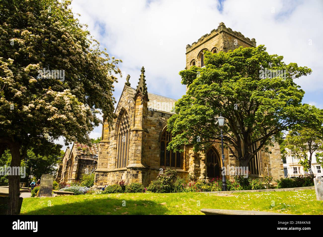 St. Marys mit Kirche der Heiligen Apostel, Scarborough, North Yorkshire, England Stockfoto