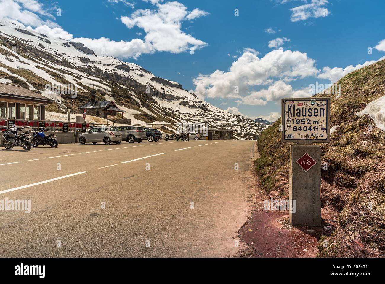 Spitze des Klausenpasses 1.952 Meter (6.404 Fuß) über dem Meeresspiegel, Spiringen, Kanton Uri, Schweiz Stockfoto
