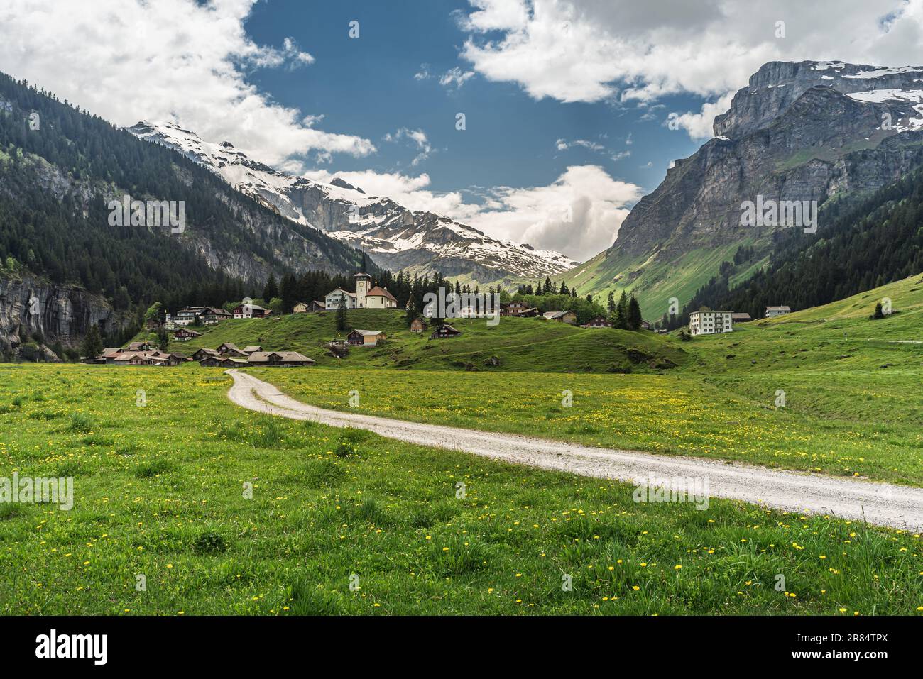 Das Dorf Urnerboden in den Schweizer Alpen bei Klausenpass, Spiringen, Kanton Uri, Schweiz Stockfoto