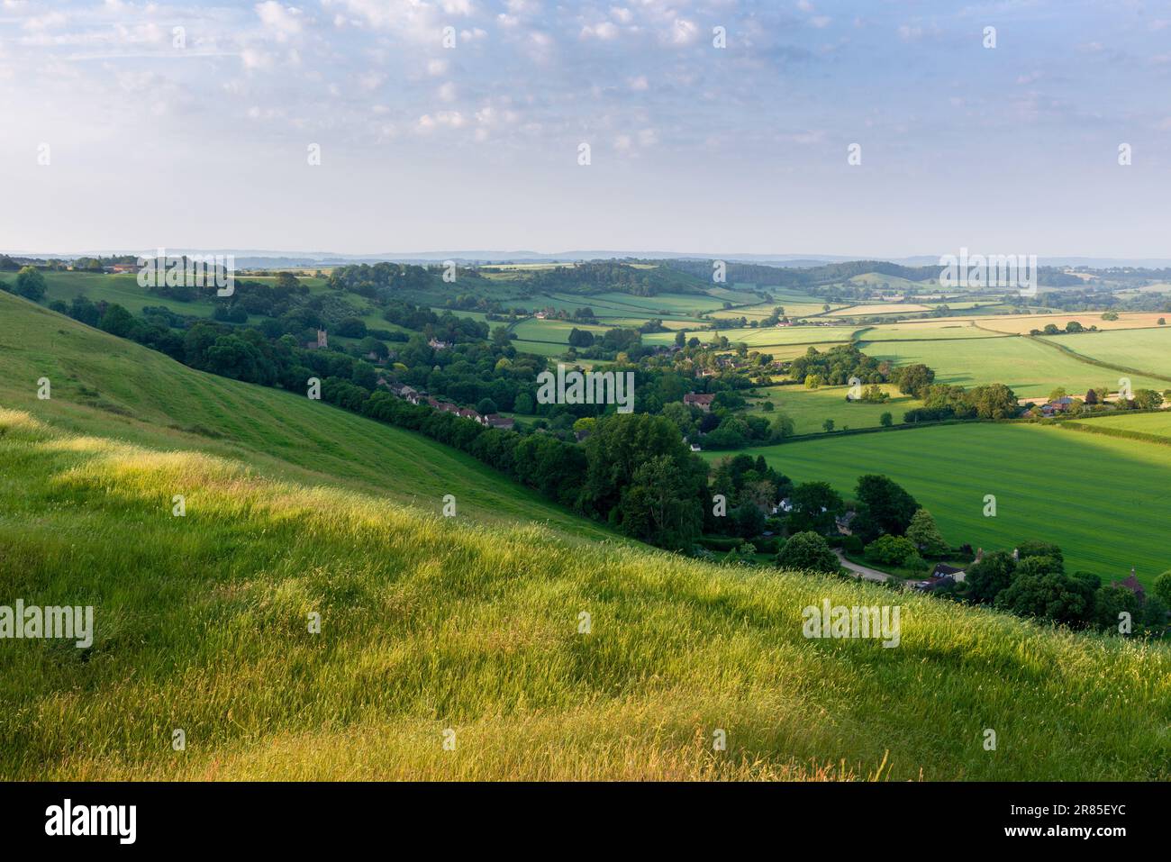 Das Dorf Corton Denham aus Corton Denham Beacon, Somerset, England. Stockfoto