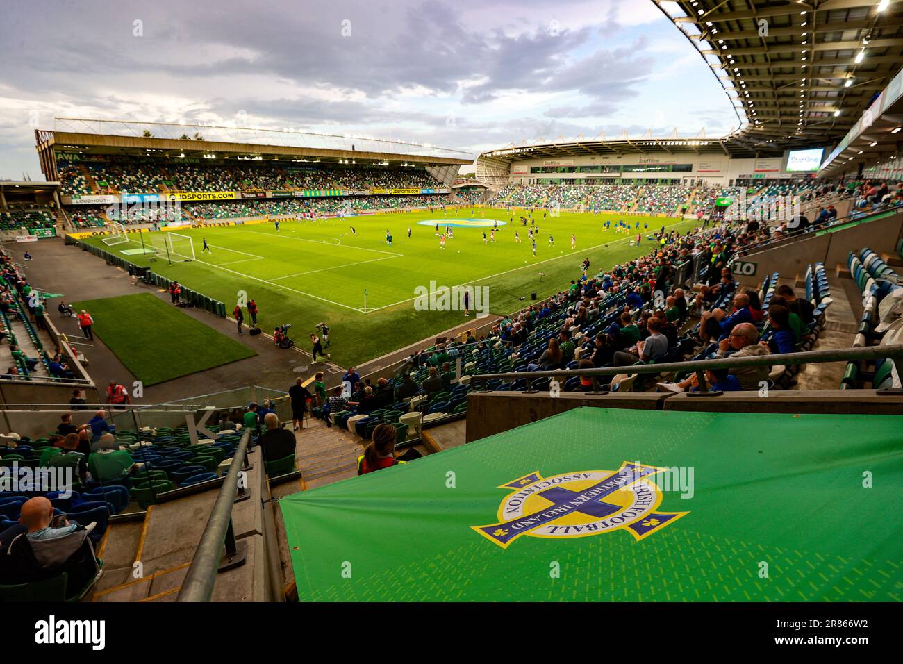 Allgemeiner Überblick über das qualifizierende Spiel der UEFA Euro 2024 Gruppe H im National Football Stadium in Windsor Park, Belfast. Foto: Montag, 19. Juni 2023. Stockfoto