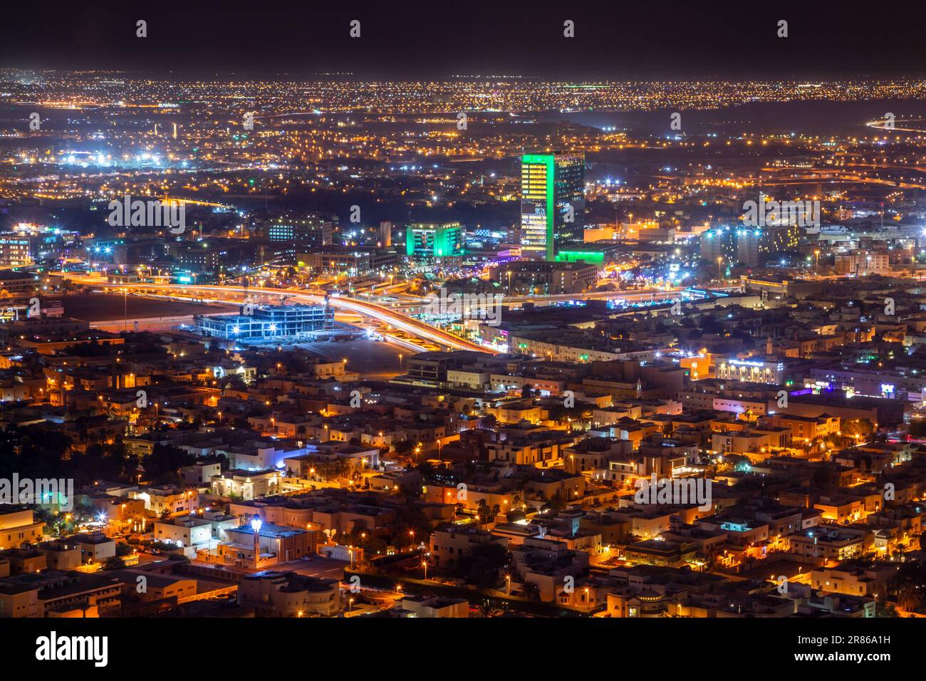 Nächtliches Panorama des Wohnviertels von Riad City, Al Riad, Saudi-Arabien Stockfoto