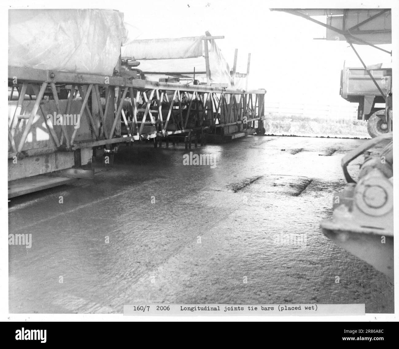 Bau der Autobahn M11 zwischen London und Cambridge im Jahr 1975. Stockfoto