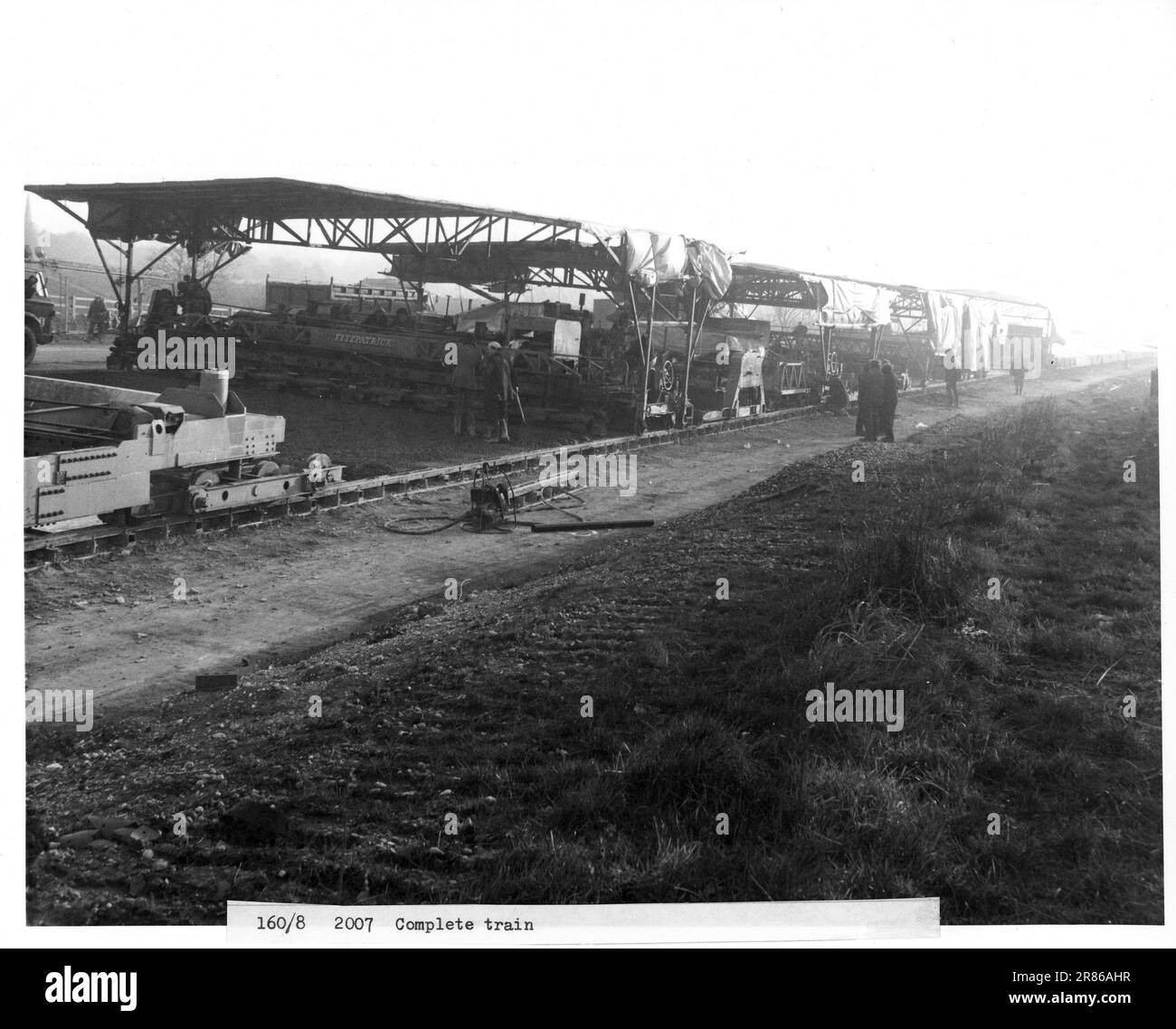 Bau der Autobahn M11 zwischen London und Cambridge im Jahr 1975. Stockfoto