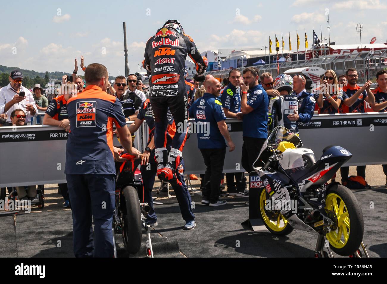 Sachsenring, Deutschland. , . #53 ÖNCÜ Deniz (TUR)/Moto3, ONCU MotoGP, MOTO GP, Saison 2023 auf dem Sachsenring, Motorrad Grand Prix von DEUTSCHLAND - Motorsport, Motorrad Road Racing, Motorrad-WM, Foto und Copyright © Udo STIEFEL/ATP Bilder (STIEFEL Udo/ATP/SPP) Guthaben: SPP Sport Press Photo. Alamy Live News Stockfoto