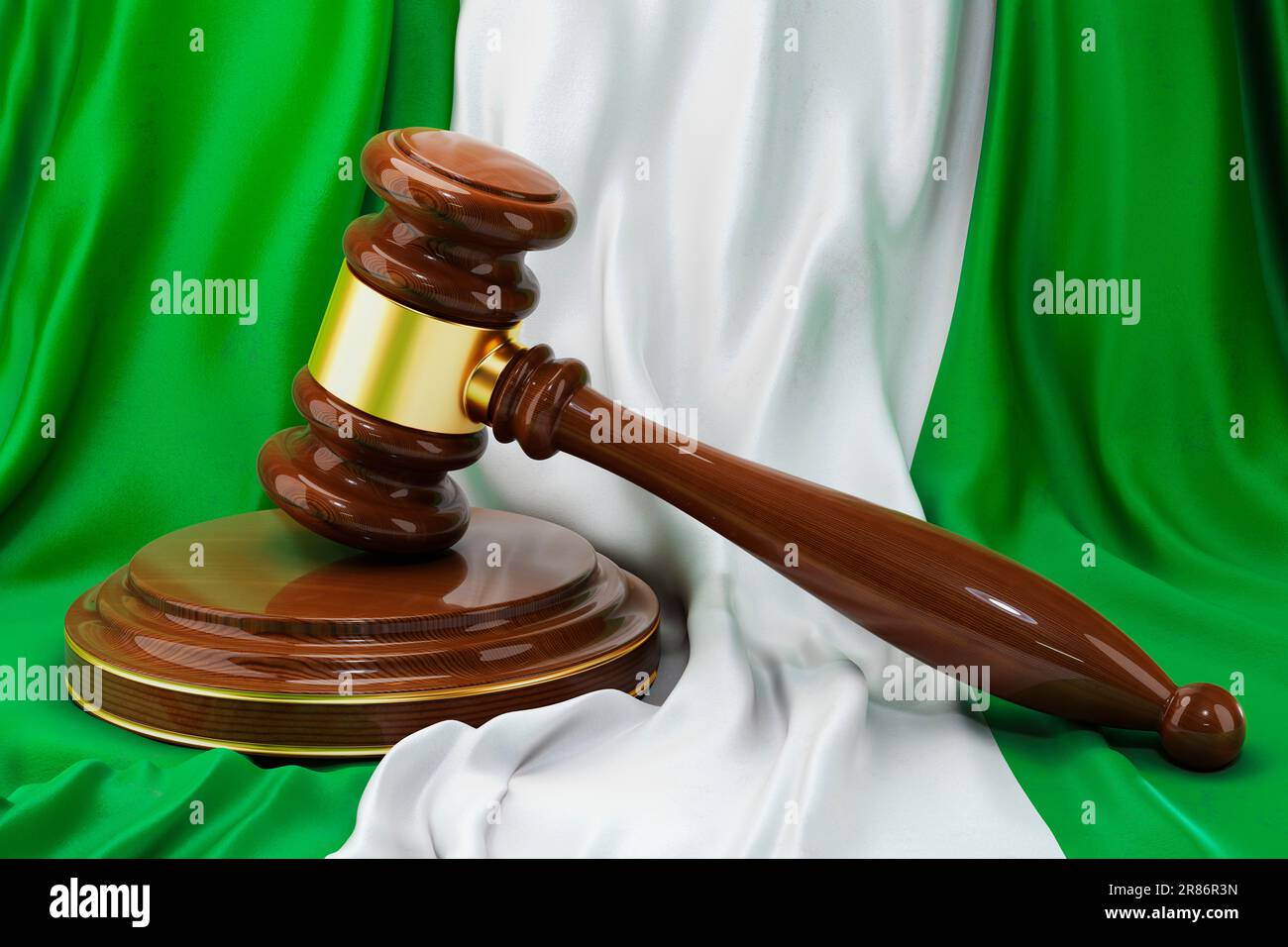 Nigerianisches Recht und Justizkonzept. Holzhammer auf nigerianischer Flagge, 3D-Darstellung Stockfoto