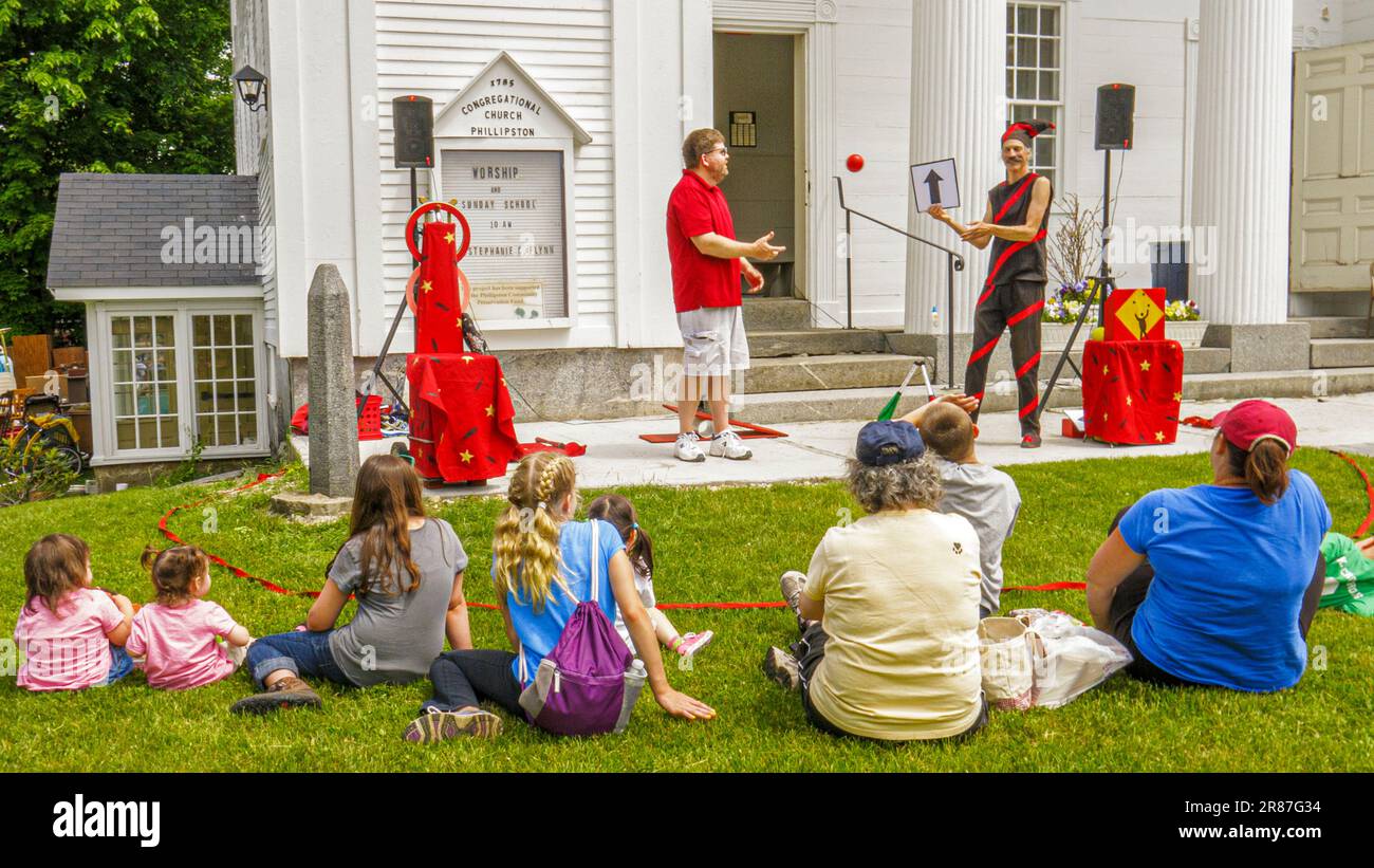 Eine Kirchenmesse in der Kleinstadt Phillipston, Massachusetts Stockfoto