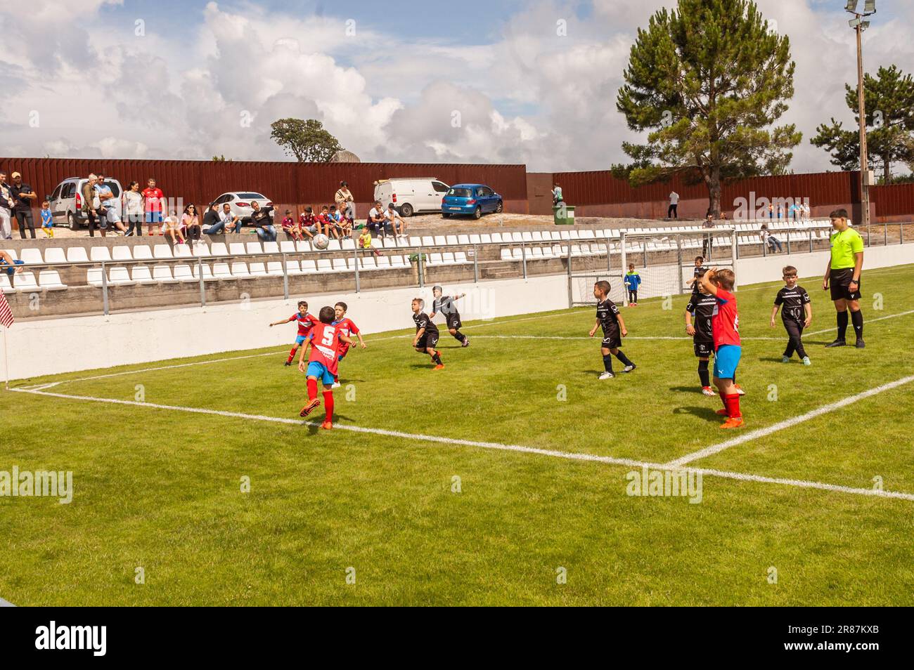 Illa de Arousa, Pontevedra, Spanien. 10., 2023. Die Matches zwischen den registrierten Teams kamen immer näher. Stockfoto