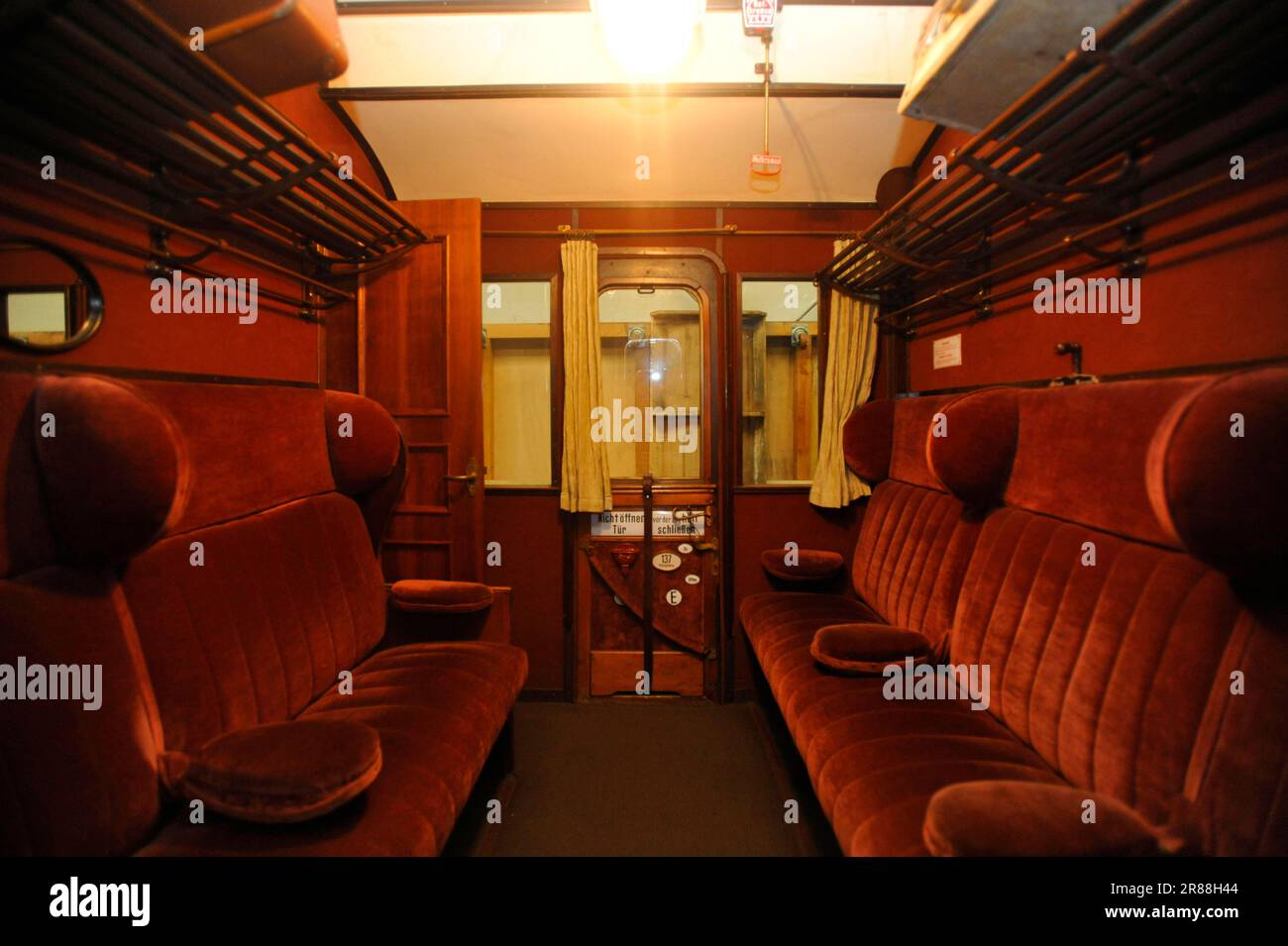 Eisenbahnmuseum Bochum-Dahlhausen, Bochum, Ruhrgebiet, Nordrhein-Westfalen, Deutschland Fahrgastraum, Pkw, Route of Industrial Stockfoto
