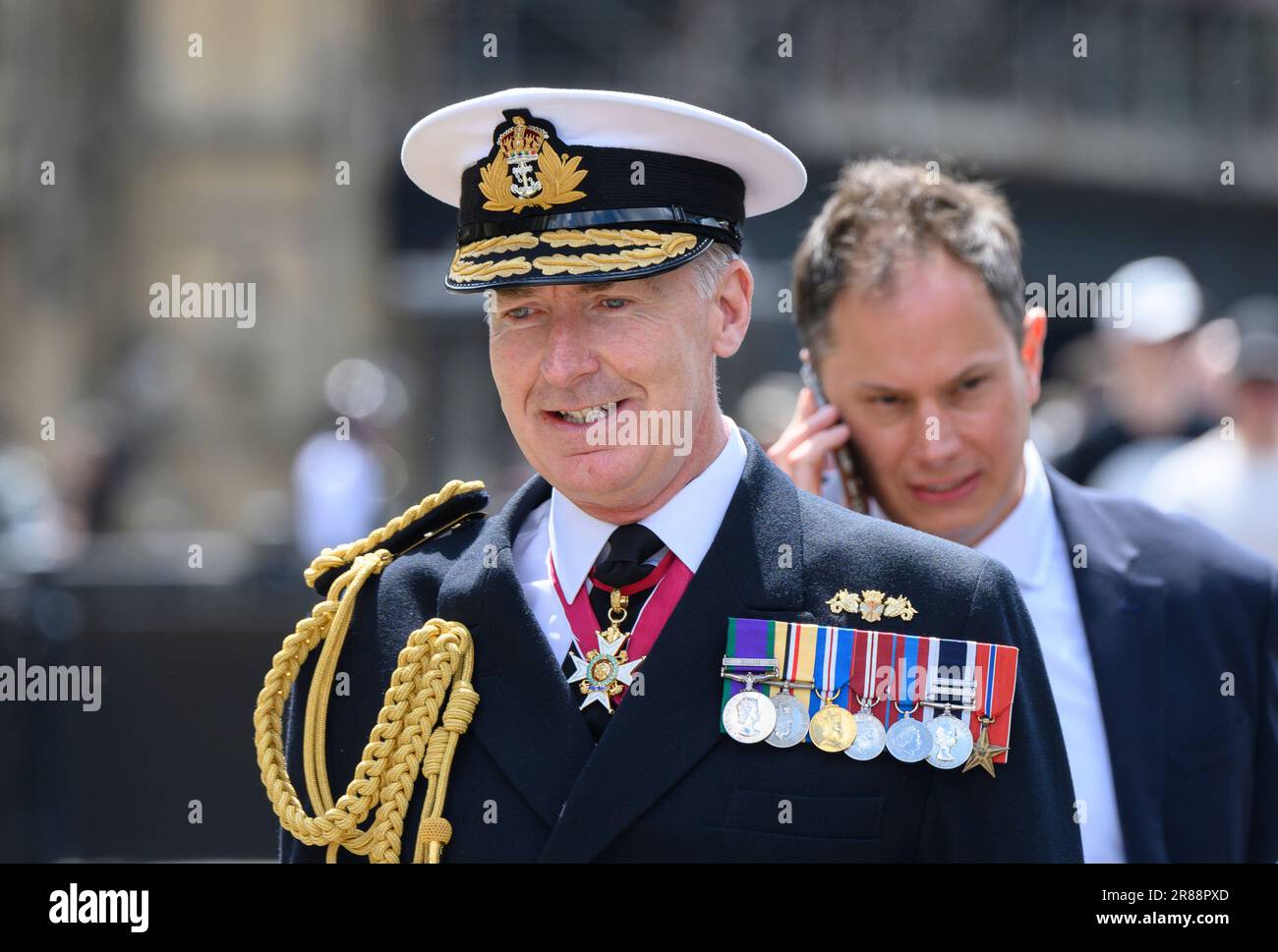 Admiral Sir Tony Radakin, Generalstabschef, trifft im Parlament ein, um den Beginn der Wehrwoche am 19. Ju zu feiern Stockfoto