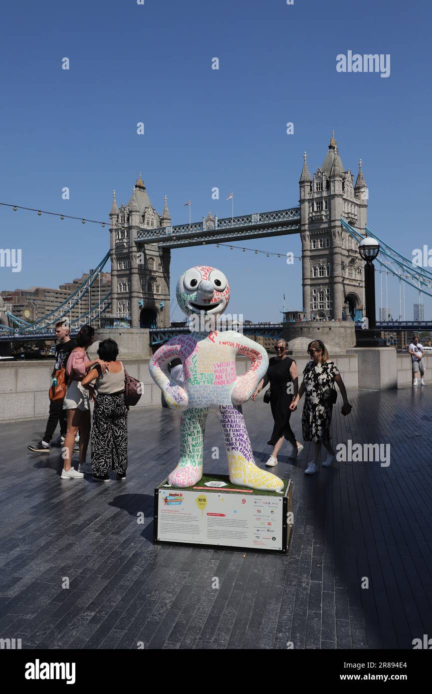 Gemaltes morph kunstwerk london -Fotos und -Bildmaterial in hoher ...