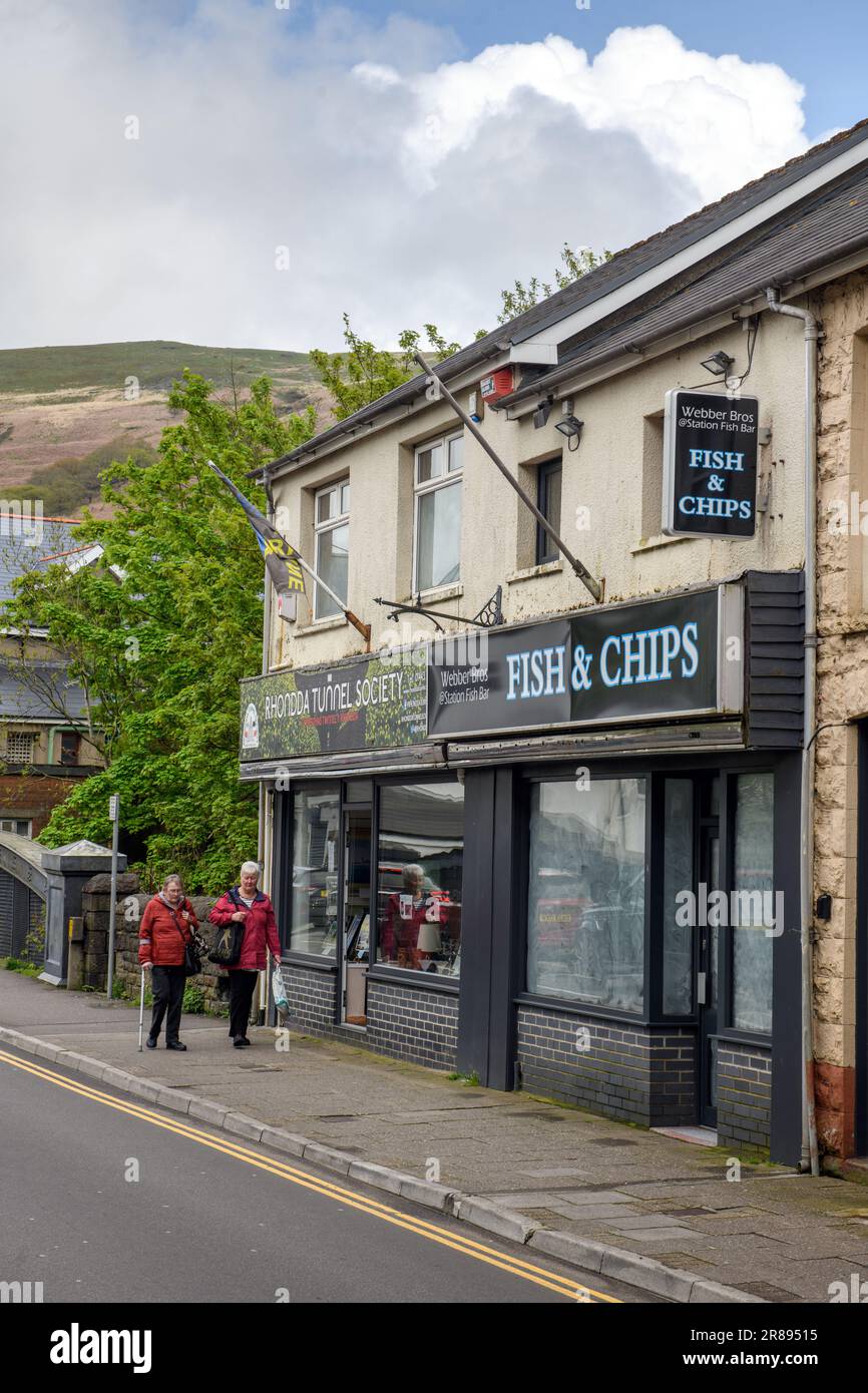 Fish & Chips Shop an der Station Road in Treorchy South Wales, Großbritannien. Stockfoto