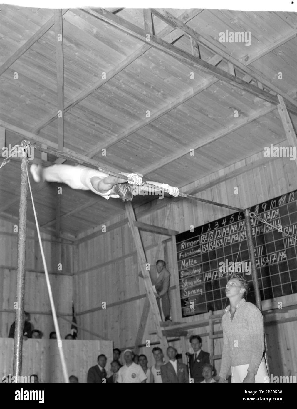 Tatsächlich 151950 10.000 für TurnfestAt Anfang des Monats, der erste