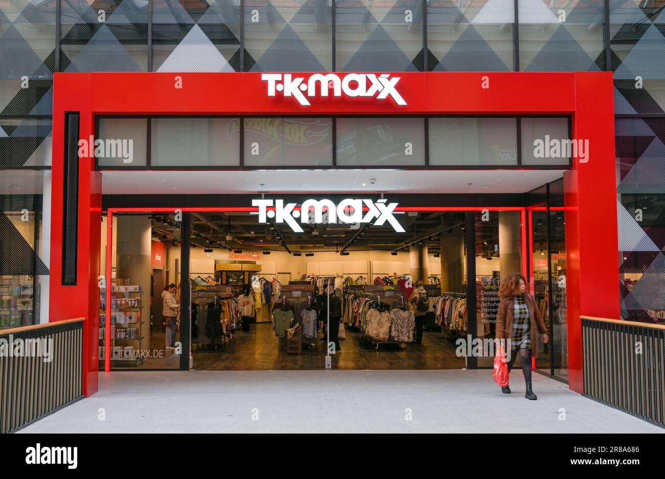 TK Maxx, Einkaufszentrum, The Playce, Potsdamer Platz, Tiergarten, Mitte, Berlin, Deutschland +++ KEINE Immobilienfreigabe Stockfoto