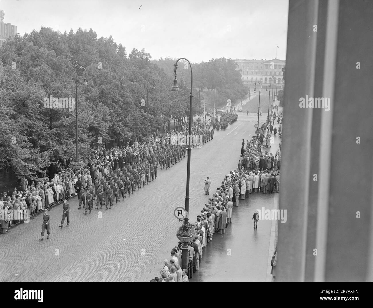 Tatsächlich 5-1947: Die deutsche Brigade die 471. Norwegische Brigade ist in Deutschland fest etabliert. Es ist das erste Mal in jüngster Zeit, dass normale norwegische Streitkräfte als Besatzungstruppen entsandt werden. Nicht weniger als 4.000 jungen Norwegern wurde die schwierige, aber interessante Aufgabe übertragen, Norwegen als Besatzungsmacht im besiegten Deutschland zu vertreten. Die Norweger haben einen Teil der britischen Zone ganz für sich allein. Man spricht von der norwegischen Gegend. Es befindet sich im Hartz, ca. 20 km südlich von Hamburg, und umfasst ca. 5000 km2 km. Foto: Kjell Lynau / Aktuell / NTB ***FOTO Stockfoto