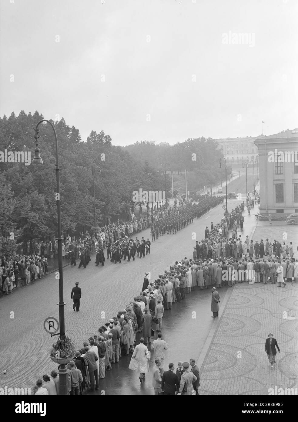 Tatsächlich 5-1947: Die deutsche Brigade die 471. Norwegische Brigade ist in Deutschland fest etabliert. Es ist das erste Mal in jüngster Zeit, dass normale norwegische Streitkräfte als Besatzungstruppen entsandt werden. Nicht weniger als 4.000 jungen Norwegern wurde die schwierige, aber interessante Aufgabe übertragen, Norwegen als Besatzungsmacht im besiegten Deutschland zu vertreten. Die Norweger haben einen Teil der britischen Zone ganz für sich allein. Man spricht von der norwegischen Gegend. Es befindet sich im Hartz, ca. 20 km südlich von Hamburg, und umfasst ca. 5000 km2 km. Foto: Kjell Lynau / Aktuell / NTB ***FOTO Stockfoto